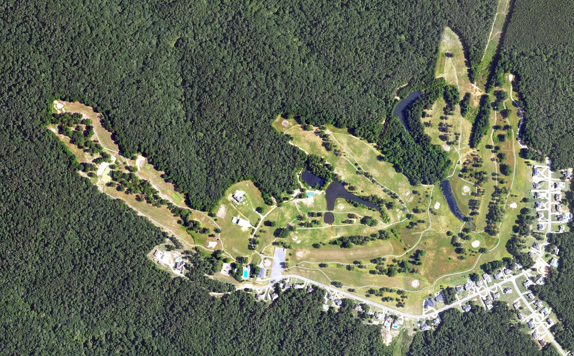 Aerial view of Castle Pines Golf Course, AL, with its hole routing marked