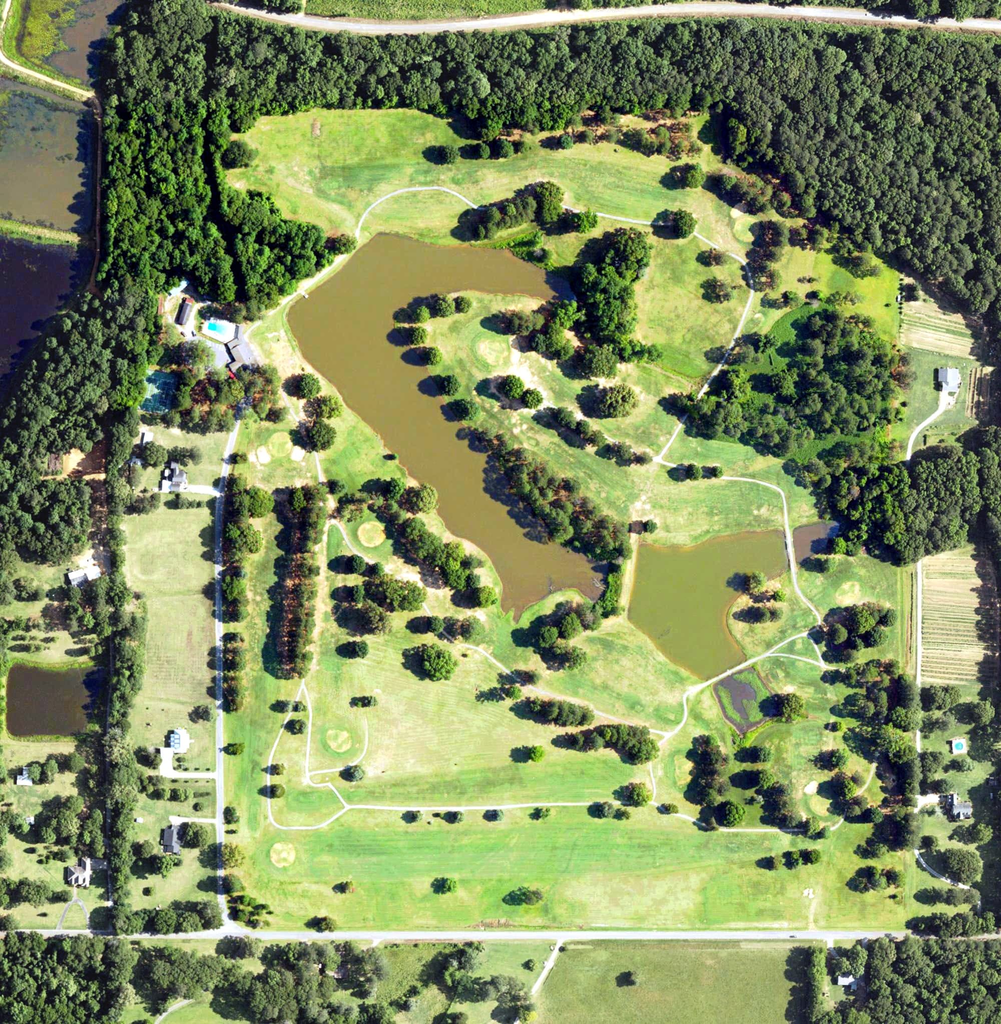 Aerial view of Lakeview Country Club, AL, with its hole routing marked