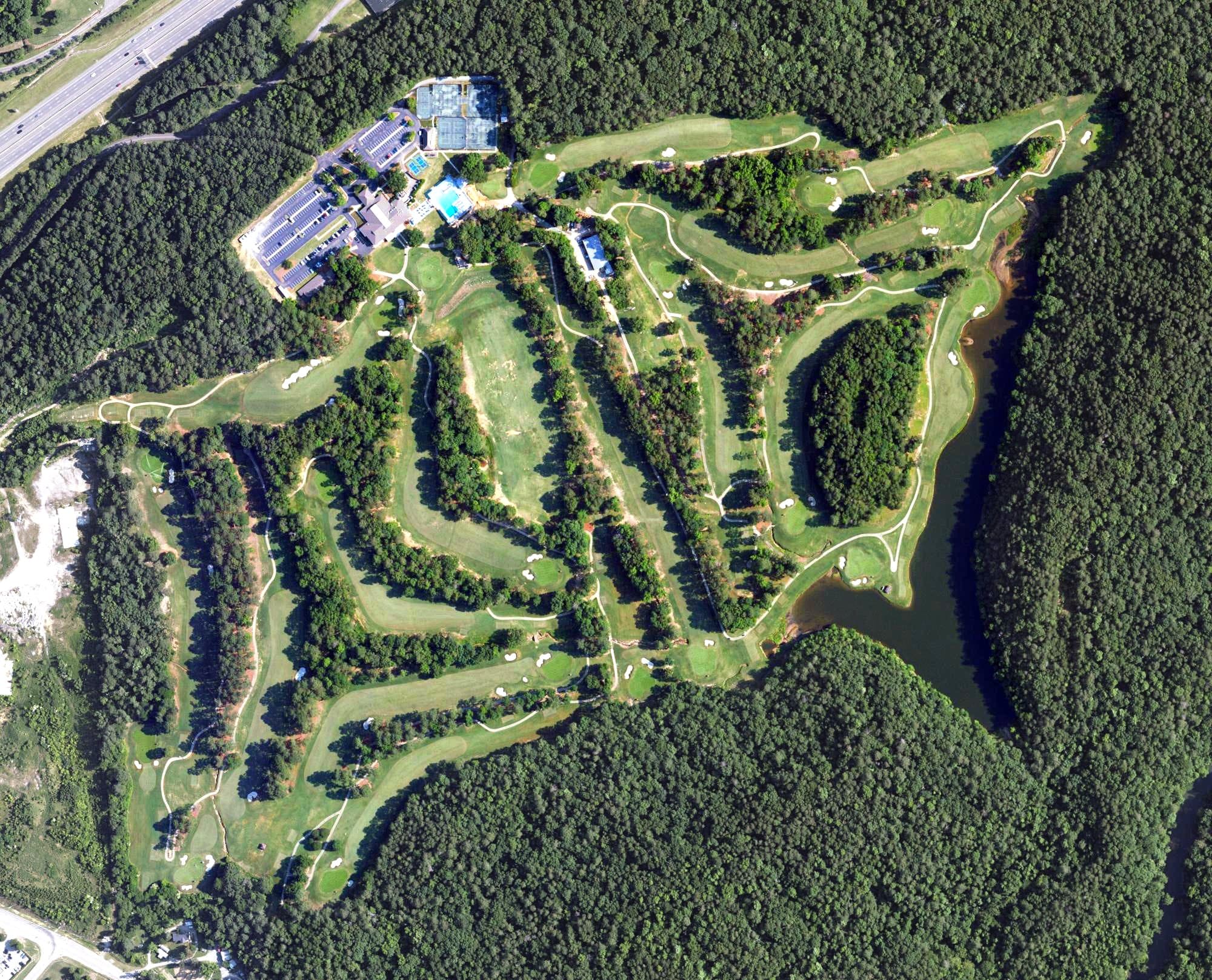 Aerial view of Pine Tree Country Club, AL, with its hole routing marked