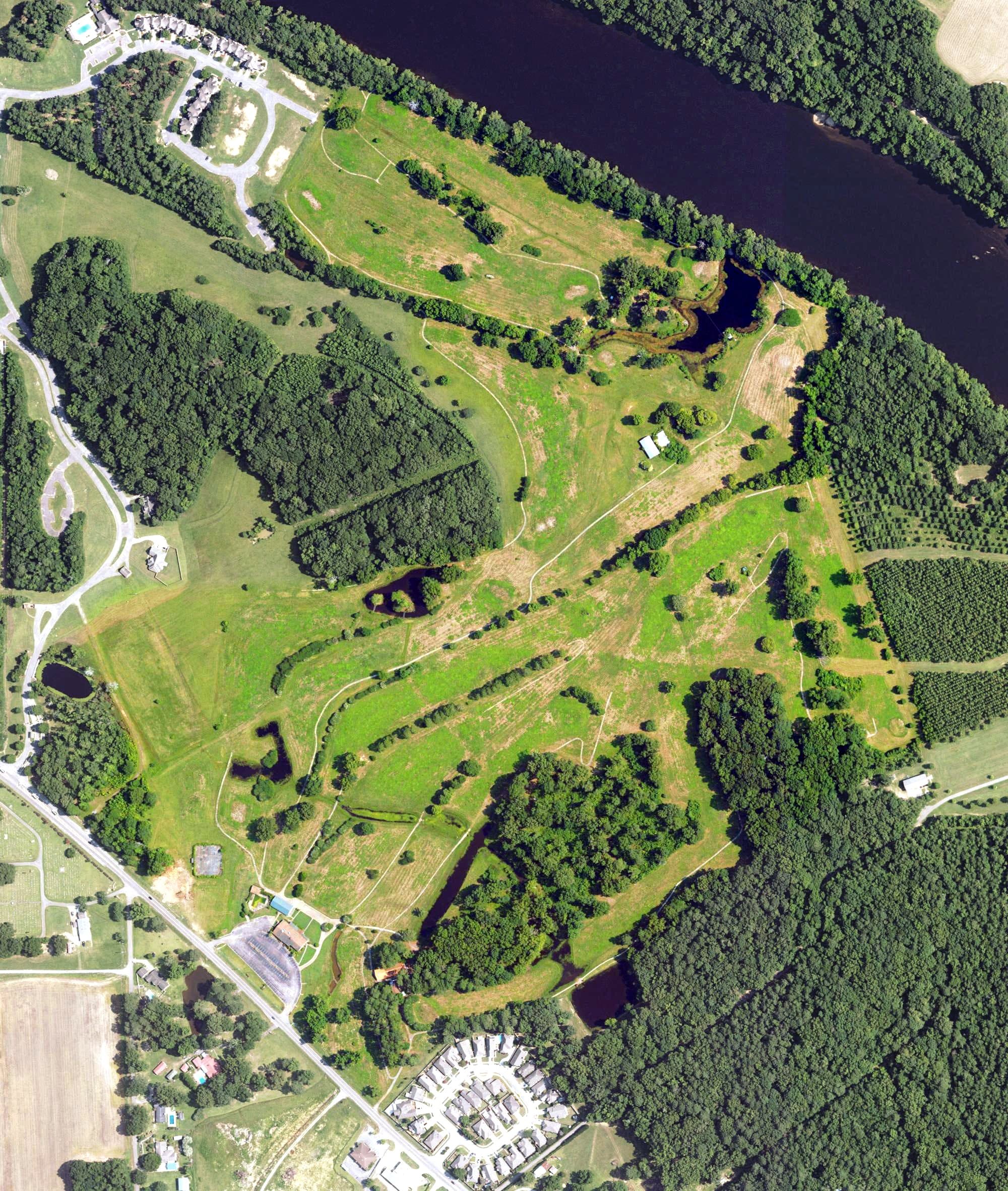 Aerial view of Quail Walk Golf Course, AL, with its hole routing marked