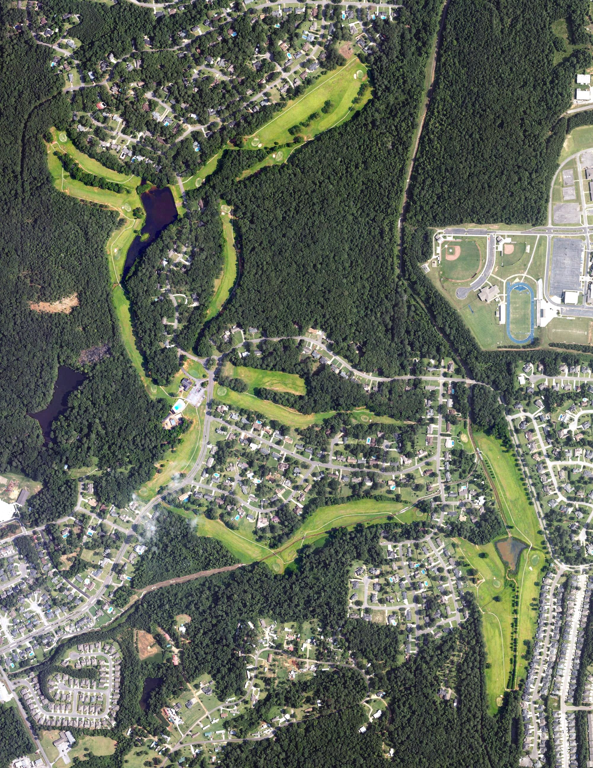 Aerial view of Tall Pines Golf Club, AL, with its hole routing marked