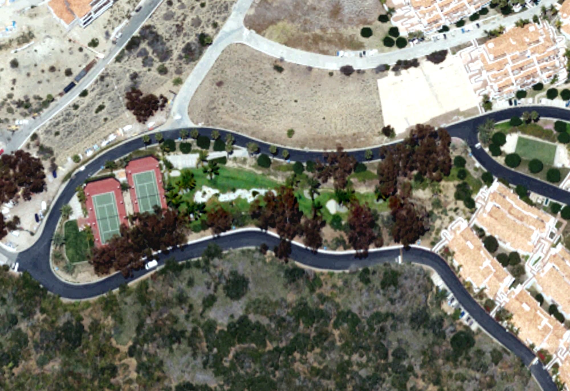 Aerial view of 18 Hole Groomed Putting Course, CA, with its hole routing marked