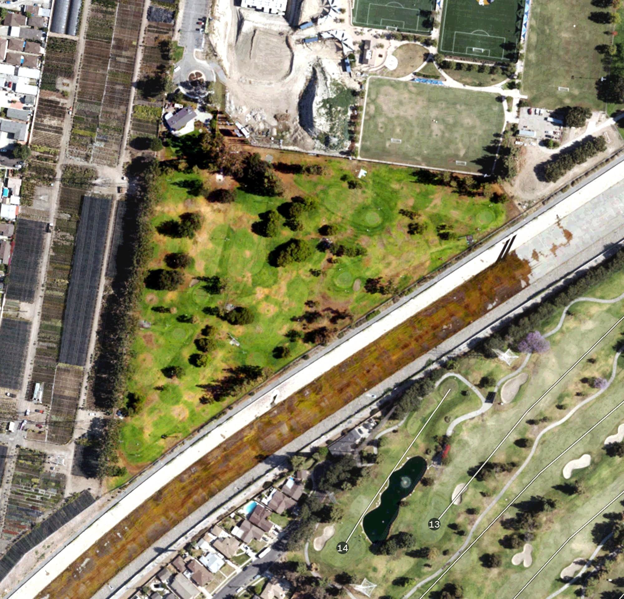 Aerial view of Bell Gardens Golf Course, CA, with its hole routing marked