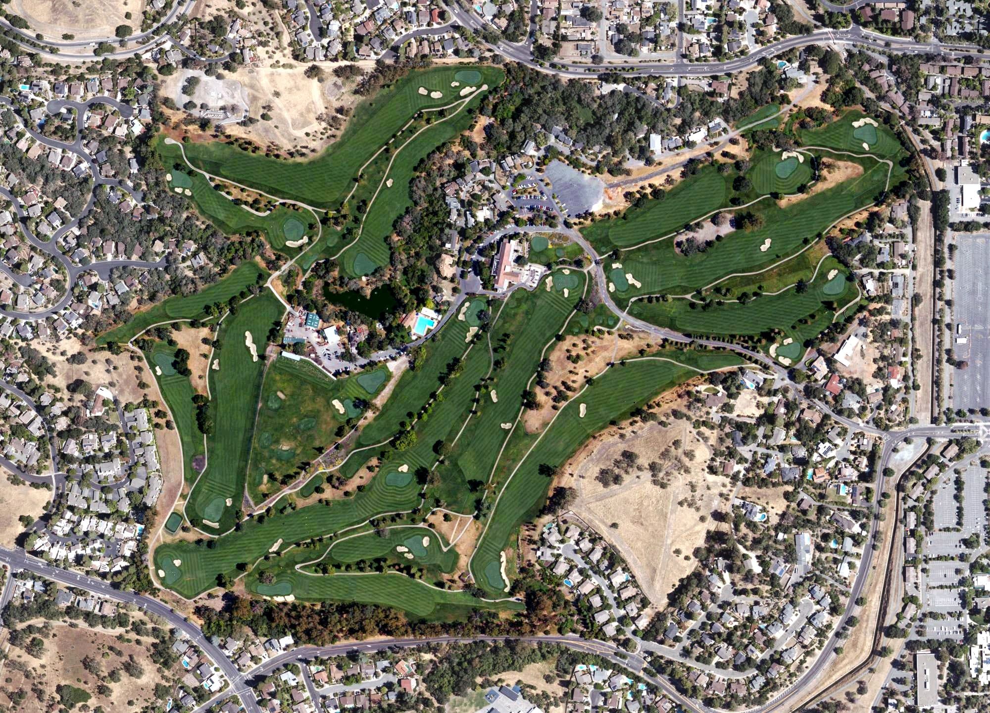 Aerial view of Contra Costa Country Club, CA, with its hole routing marked