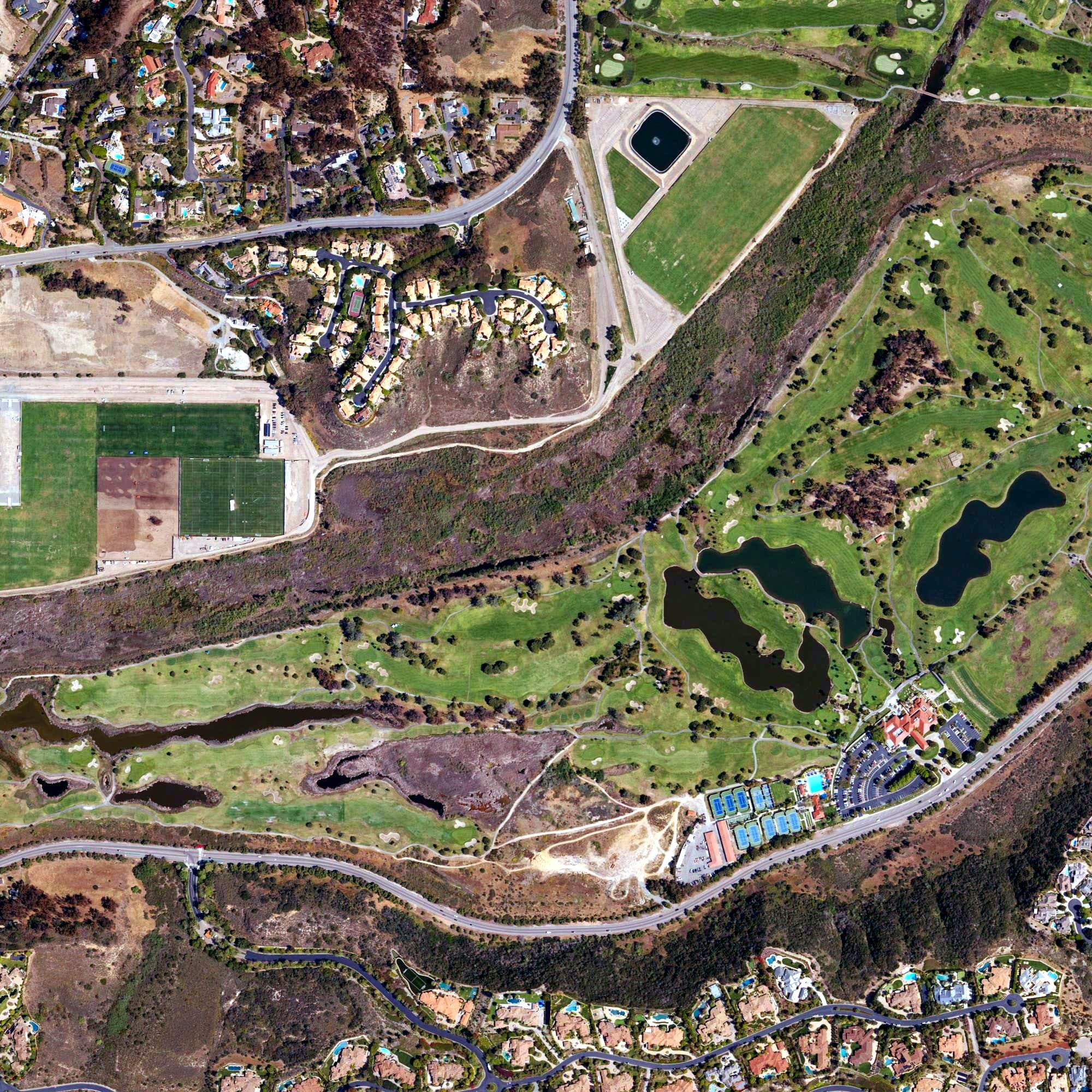 Aerial view of Fairbanks Ranch Country Club, CA, with its hole routing marked