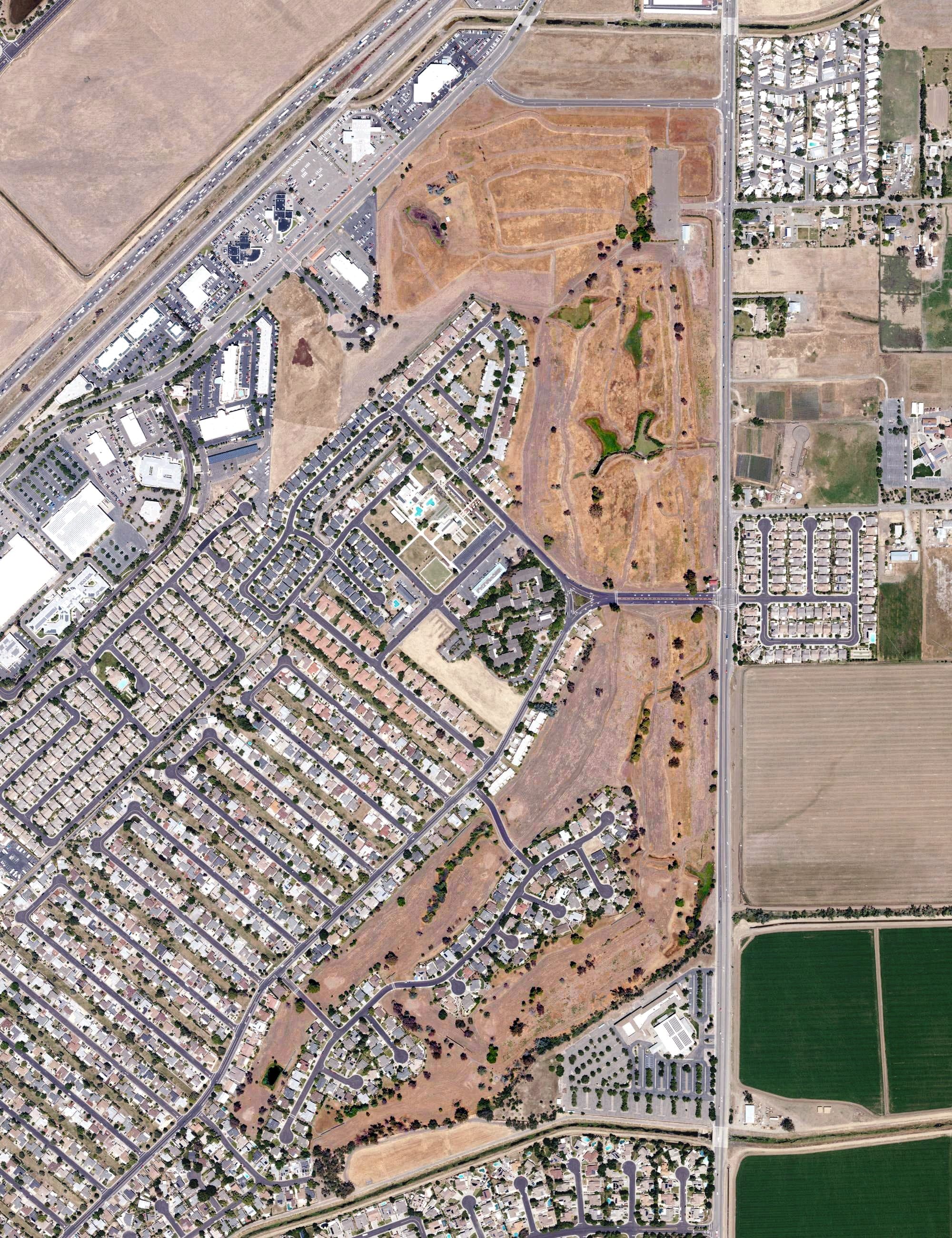 Aerial view of Green Tree Golf Club, CA, with its hole routing marked