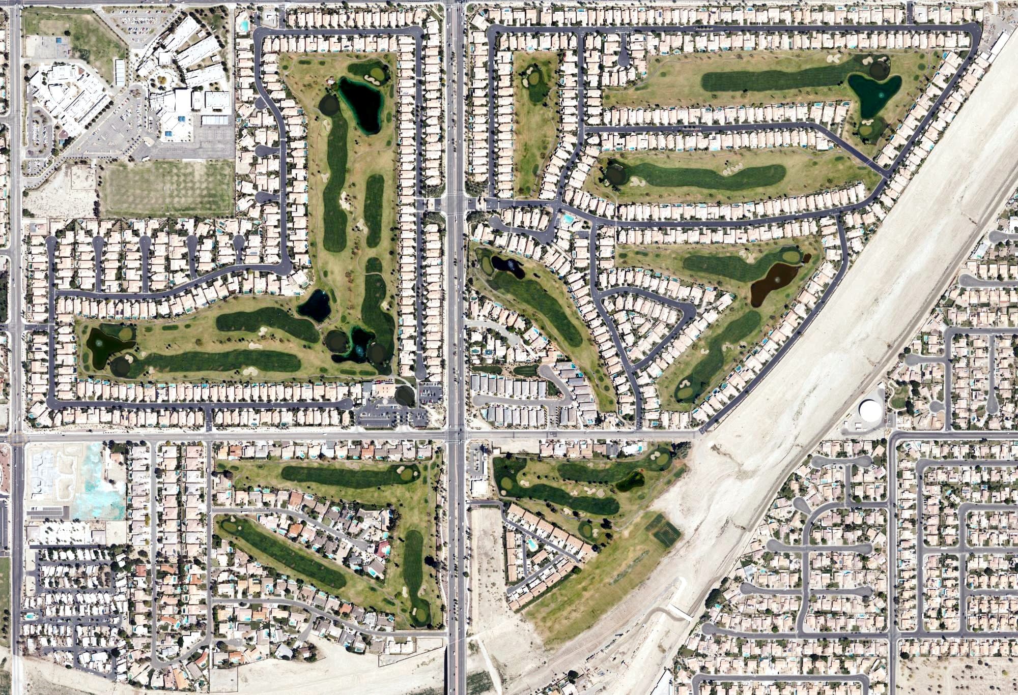 Aerial view of Indian Springs Golf Club, CA, with its hole routing marked