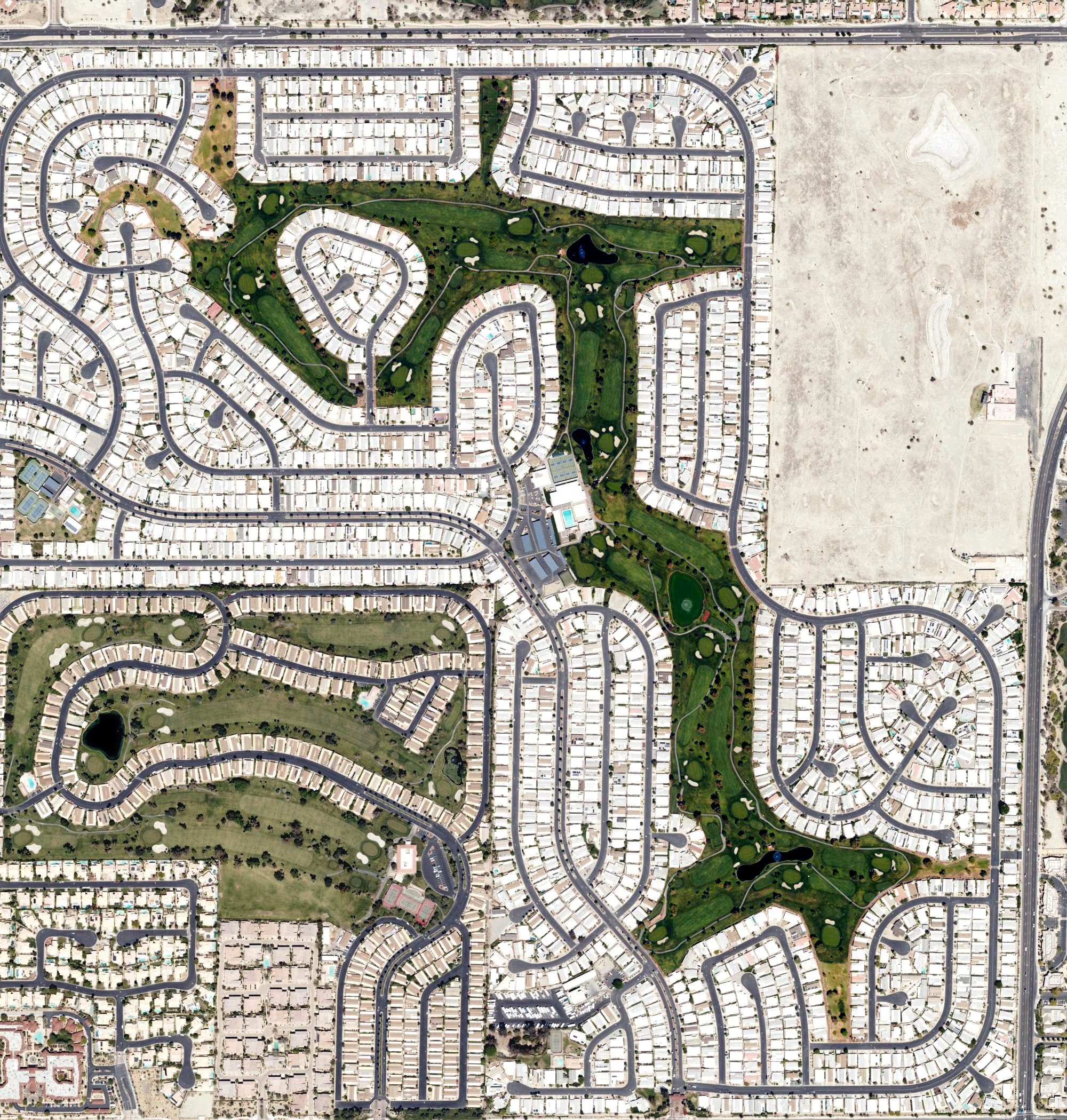 Aerial view of Palm Desert Greens, CA, with its hole routing marked