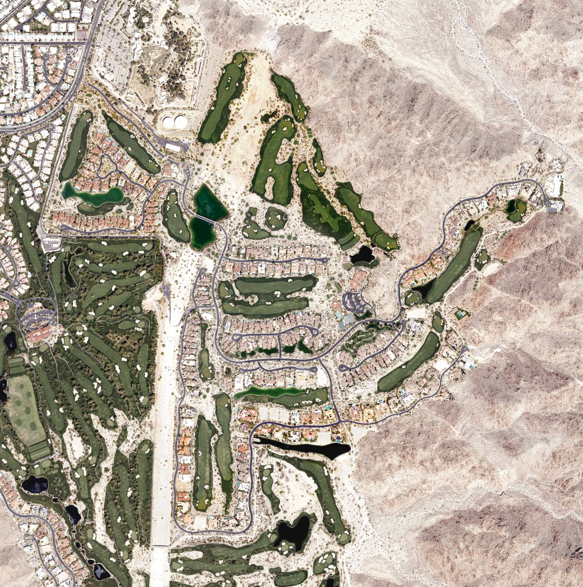 Aerial view of Reserve Golf Club, CA, with its hole routing marked