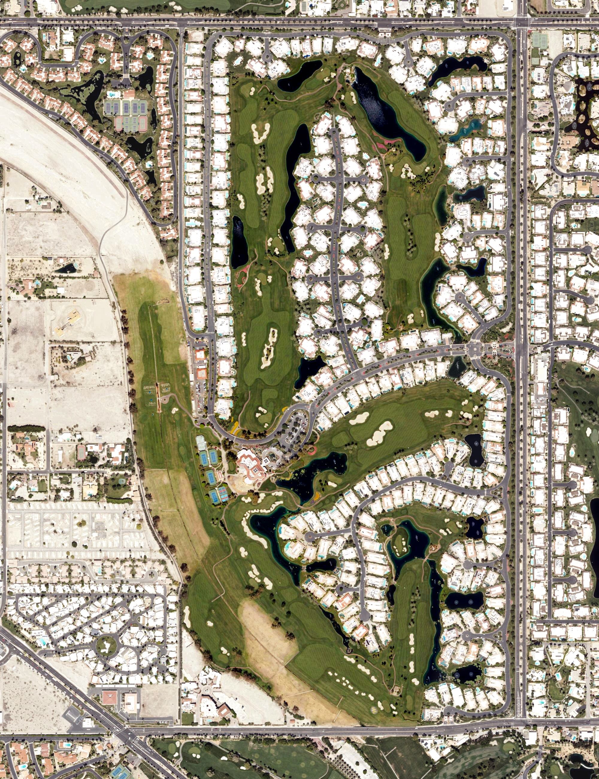 Aerial view of The Club at Morningside, CA, with its hole routing marked