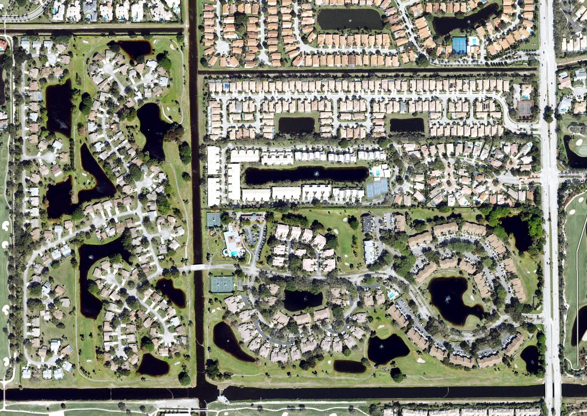 Aerial view of Boca Delray Golf & Country Club, FL, with its hole routing marked