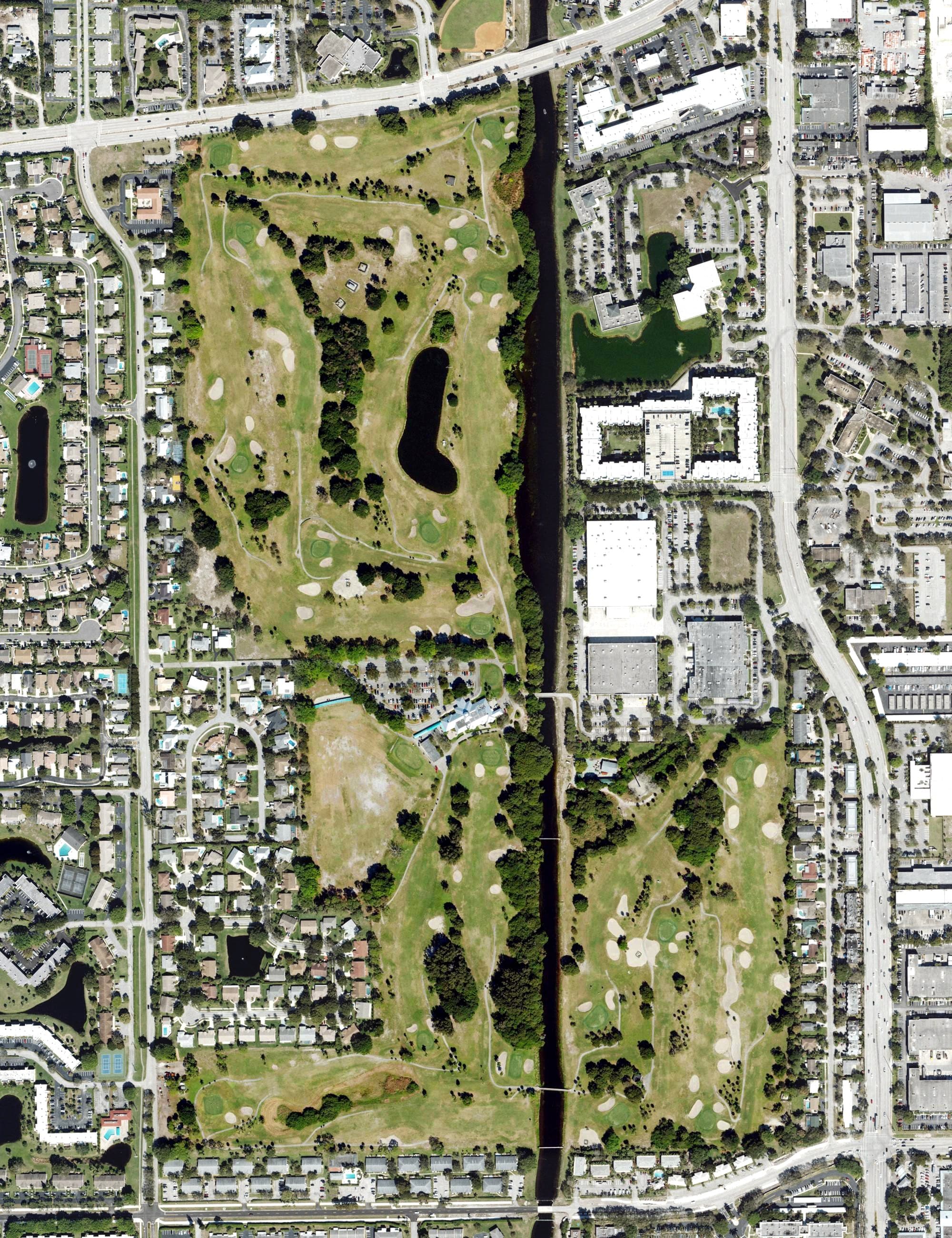 Aerial view of Delray Beach Golf Club, FL, with its hole routing marked