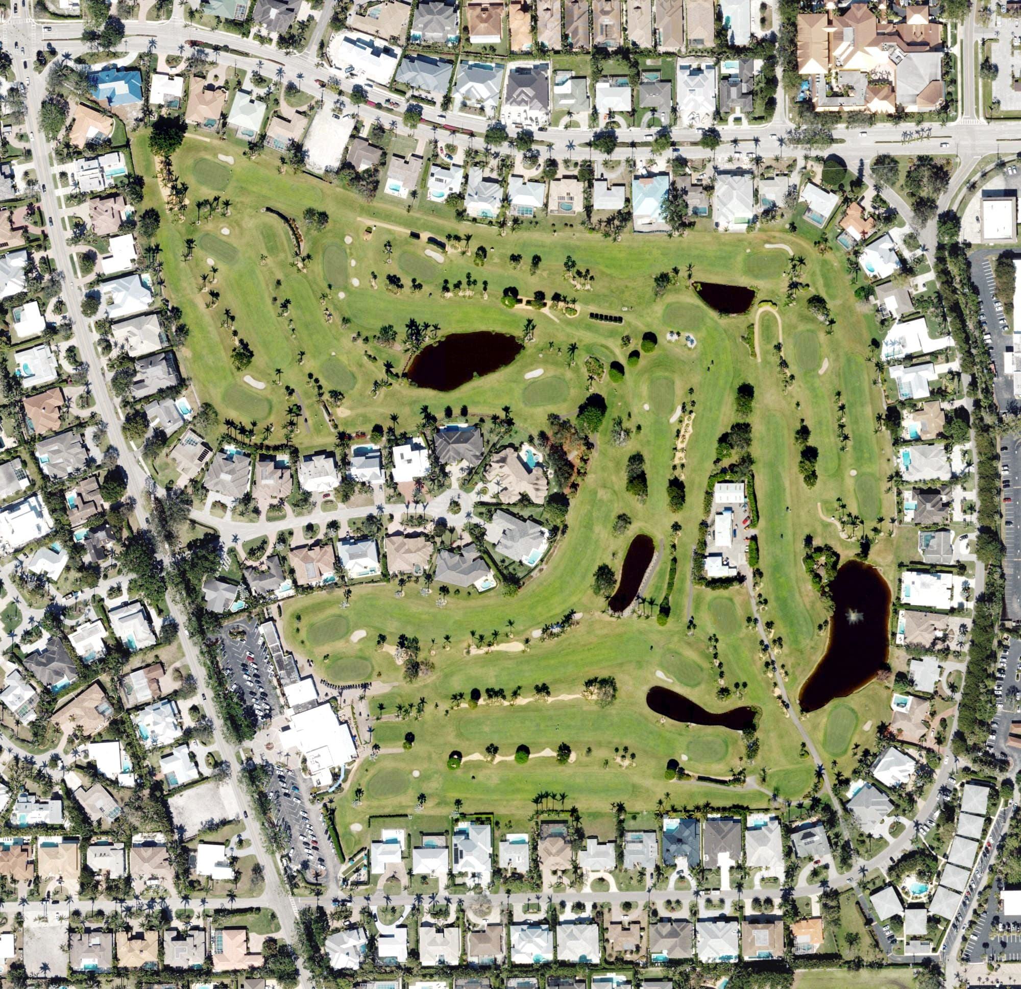 Aerial view of Moorings Country Club, FL, with its hole routing marked