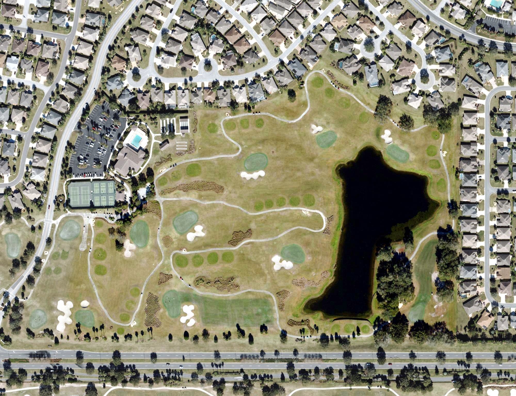 Aerial view of Roosevelt Golf Course (The Villages), FL, with its hole routing marked