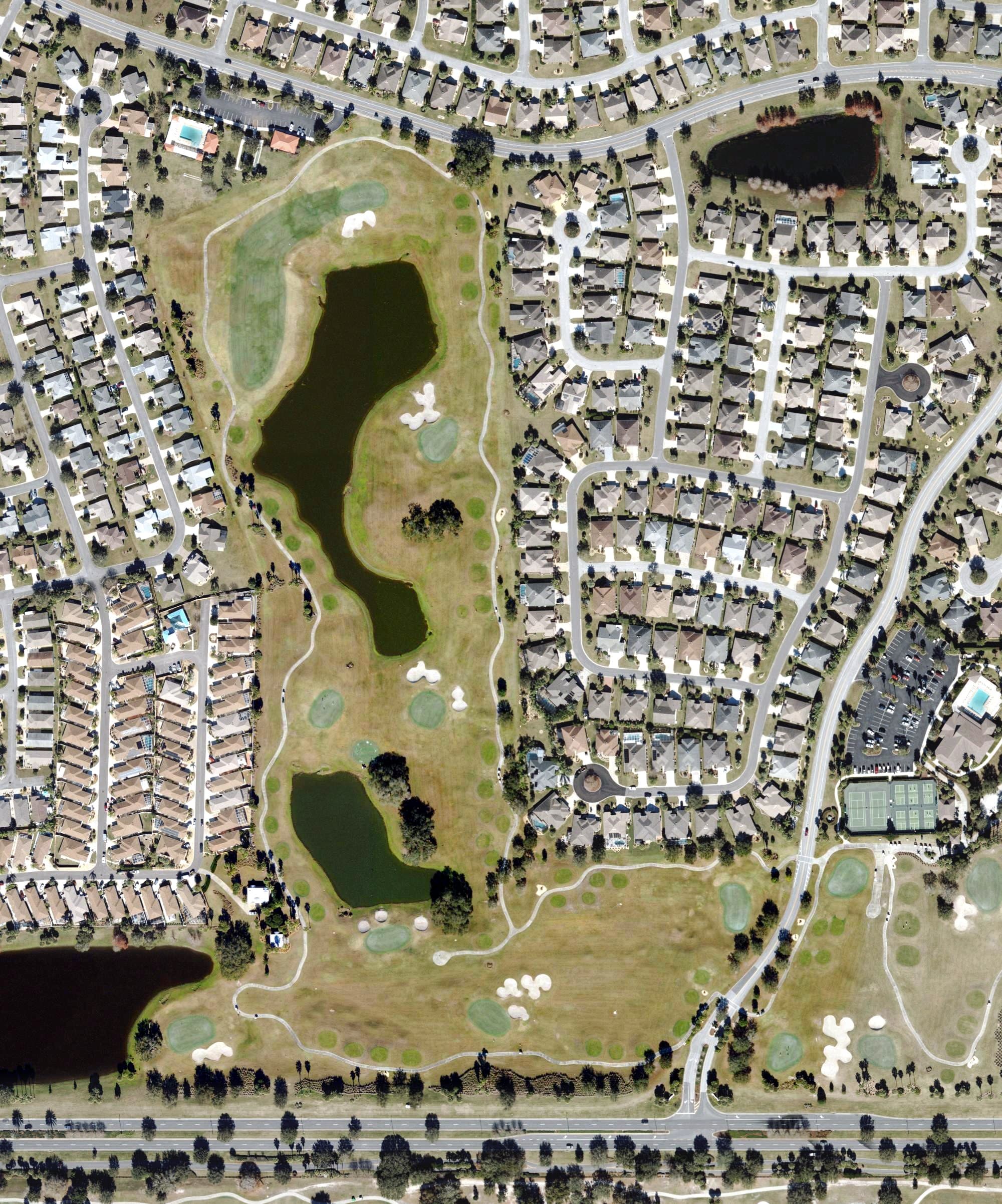 Aerial view of Truman Golf Course (The Villages), FL, with its hole routing marked