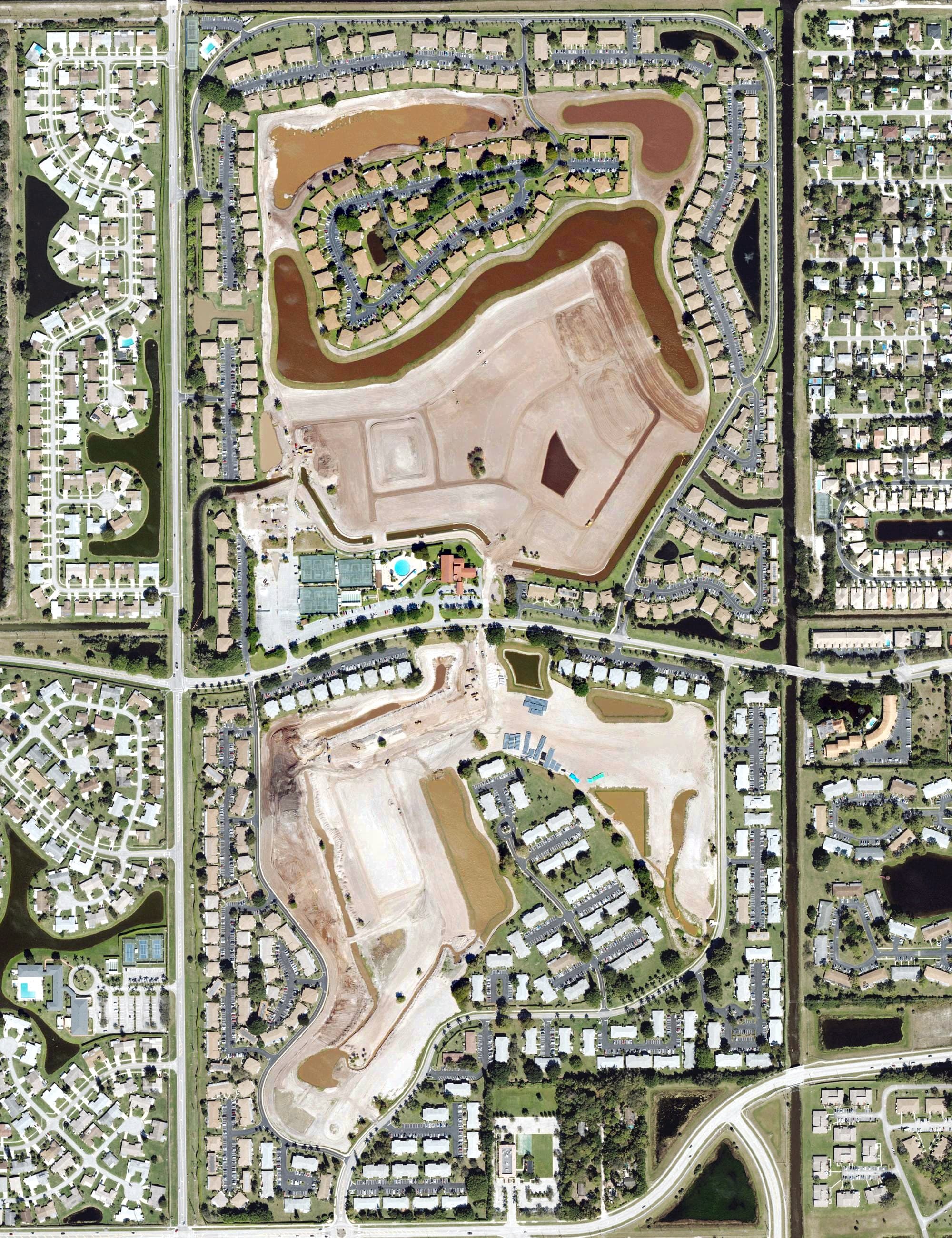 Aerial view of Villa Del Ray Golf Club, FL, with its hole routing marked