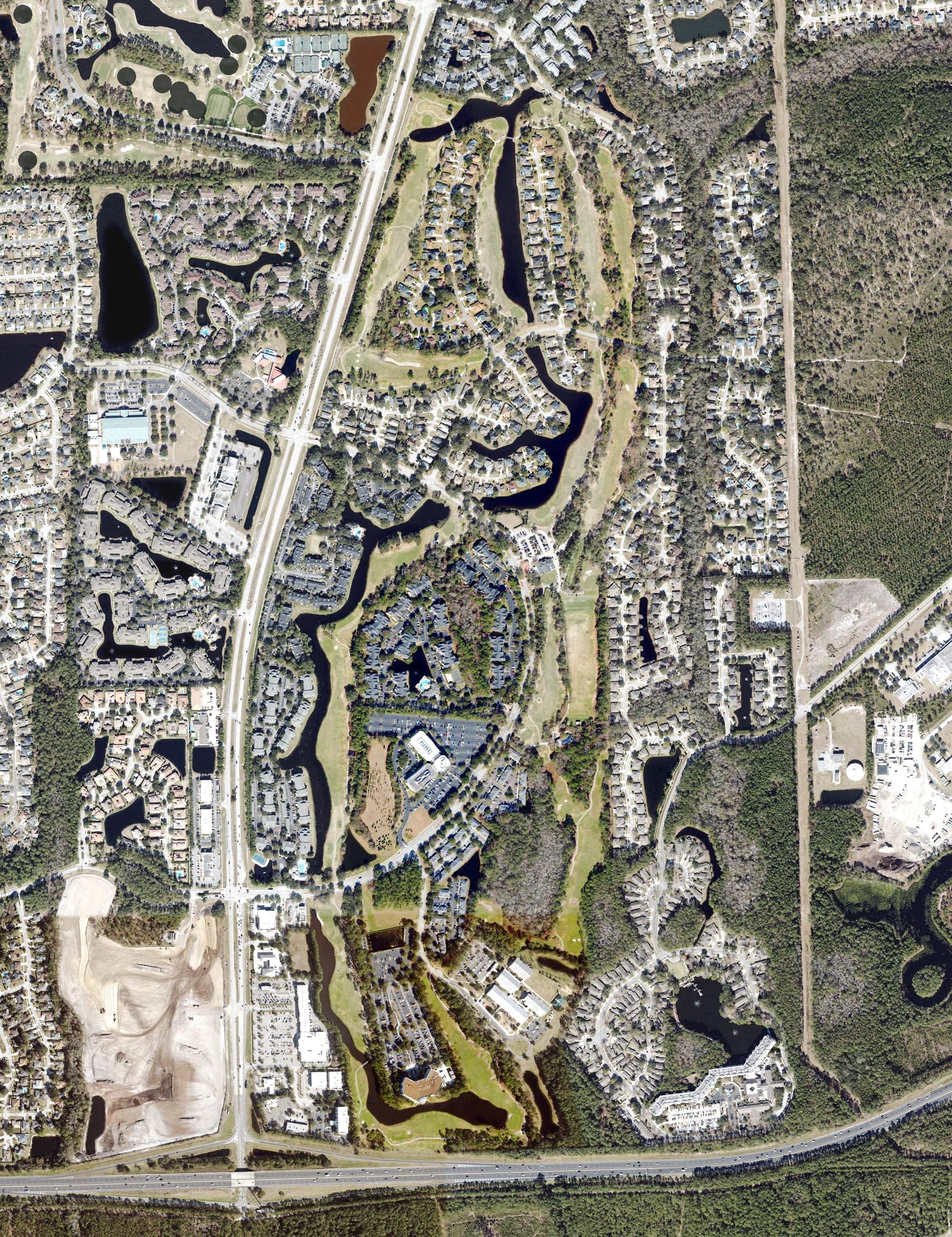 Aerial view of Windsor Parke Golf Club, FL, with its hole routing marked