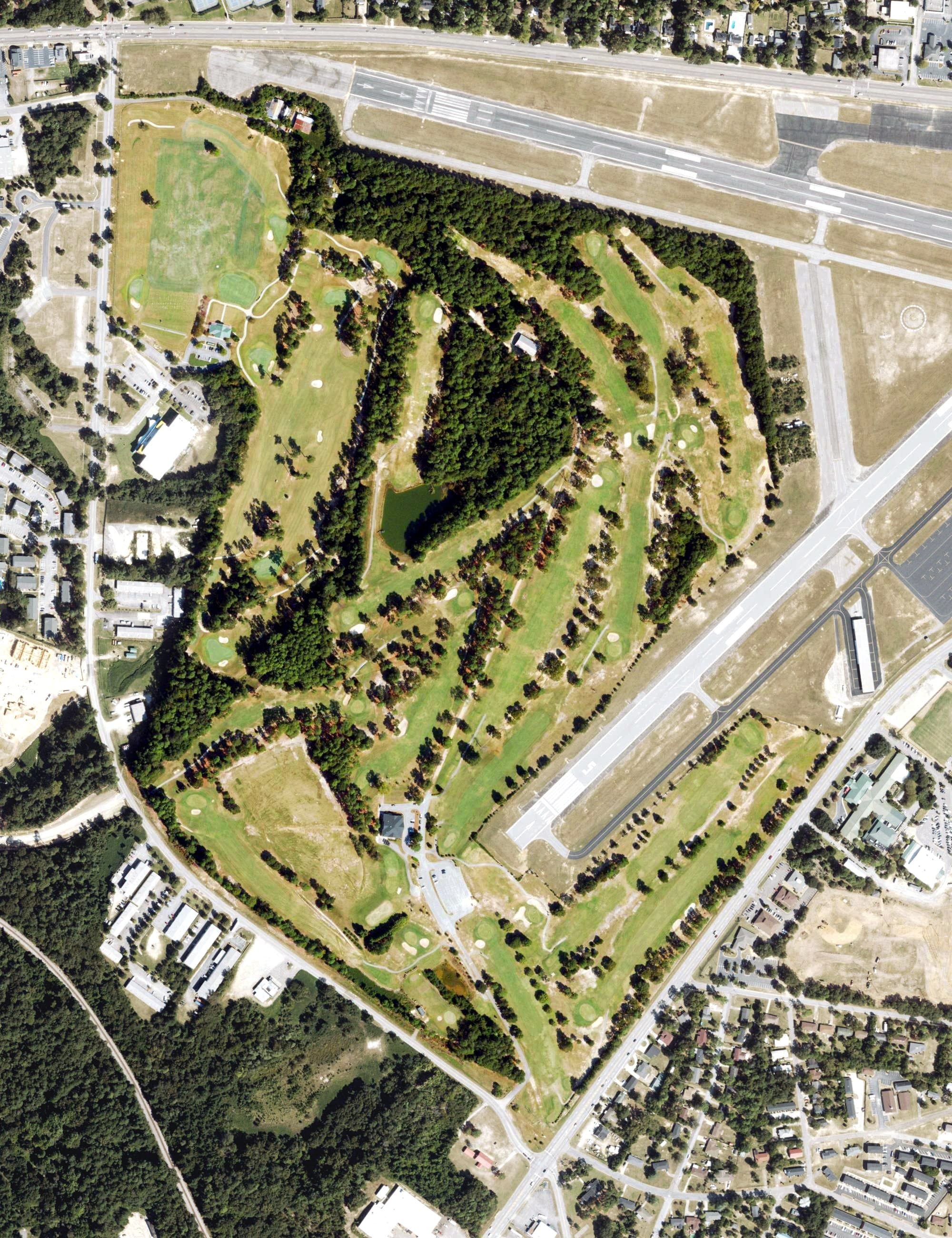 Aerial view of Augusta Municipal Golf Course, GA, with its hole routing marked