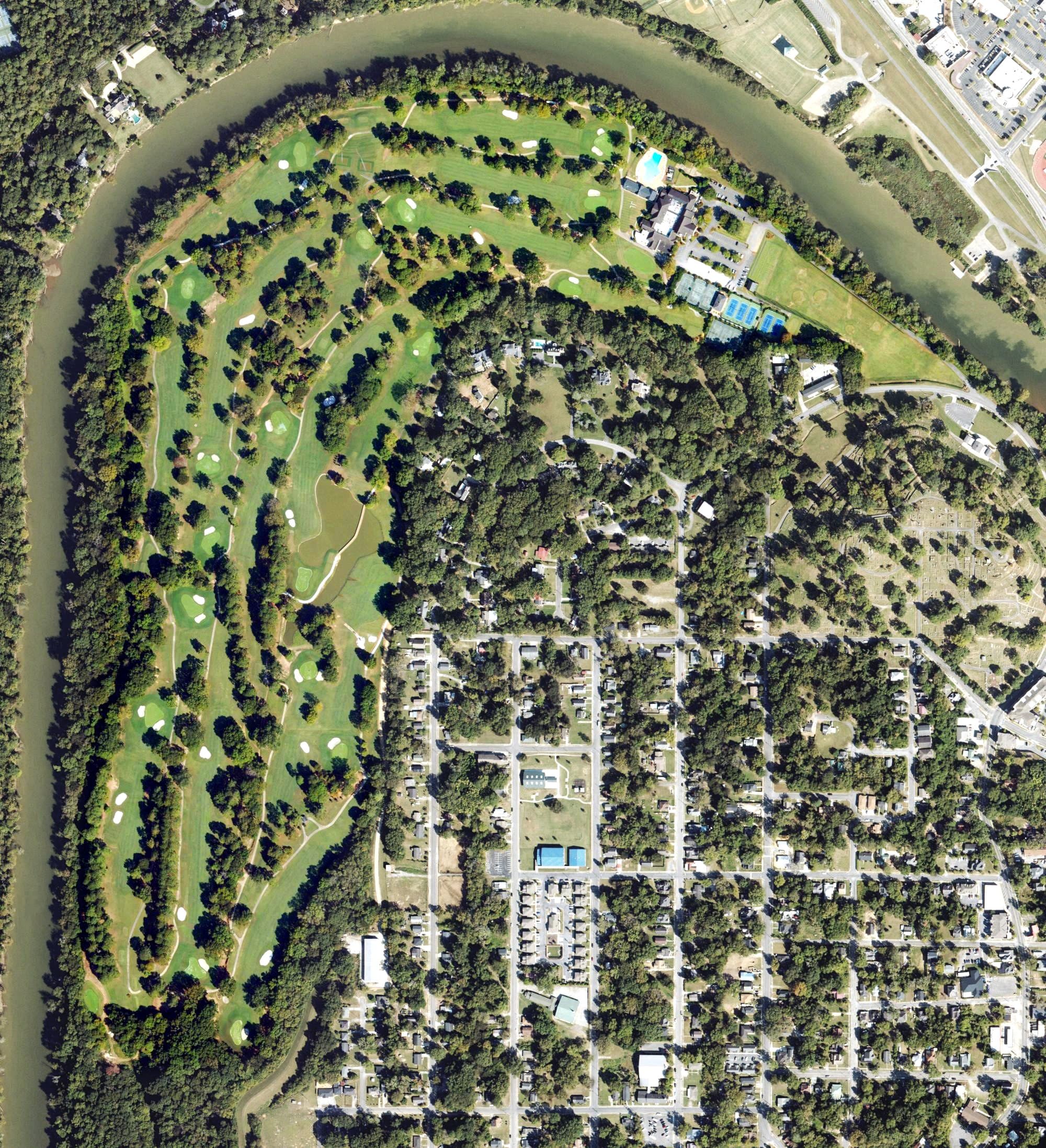 Aerial view of Coosa Country Club, GA, with its hole routing marked