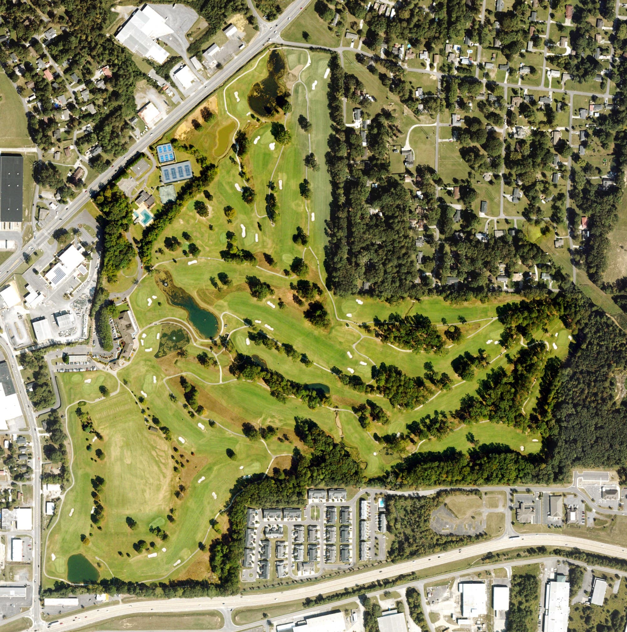 Aerial view of Dalton Golf and Country Club, GA, with its hole routing marked