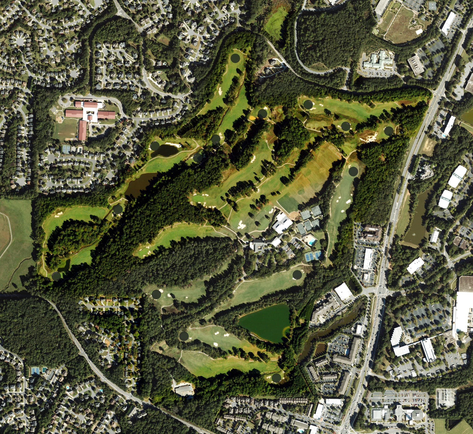 Aerial view of Standard Club, GA, with its hole routing marked