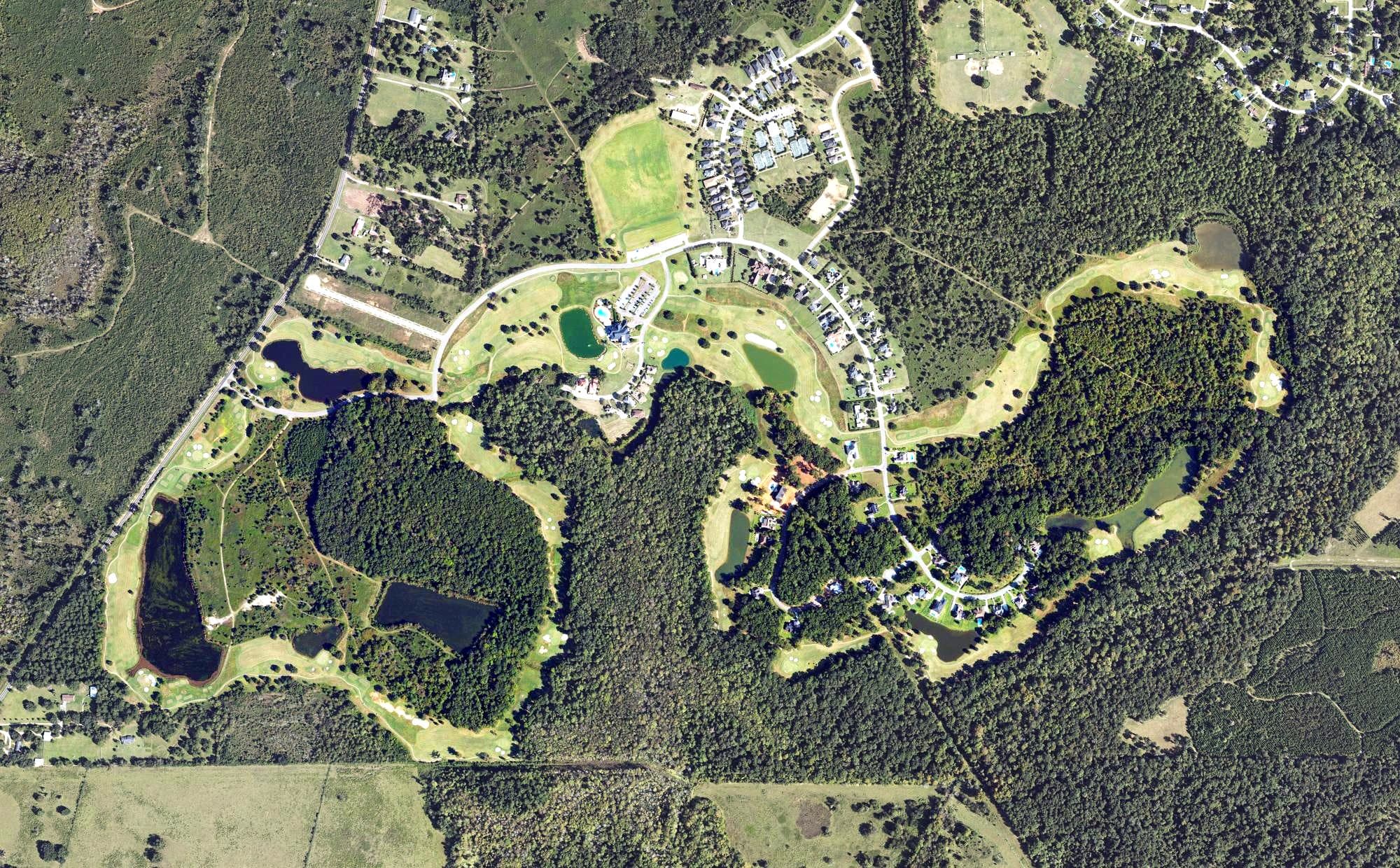 Aerial view of Stonebridge Golf and Country Club, GA, with its hole routing marked