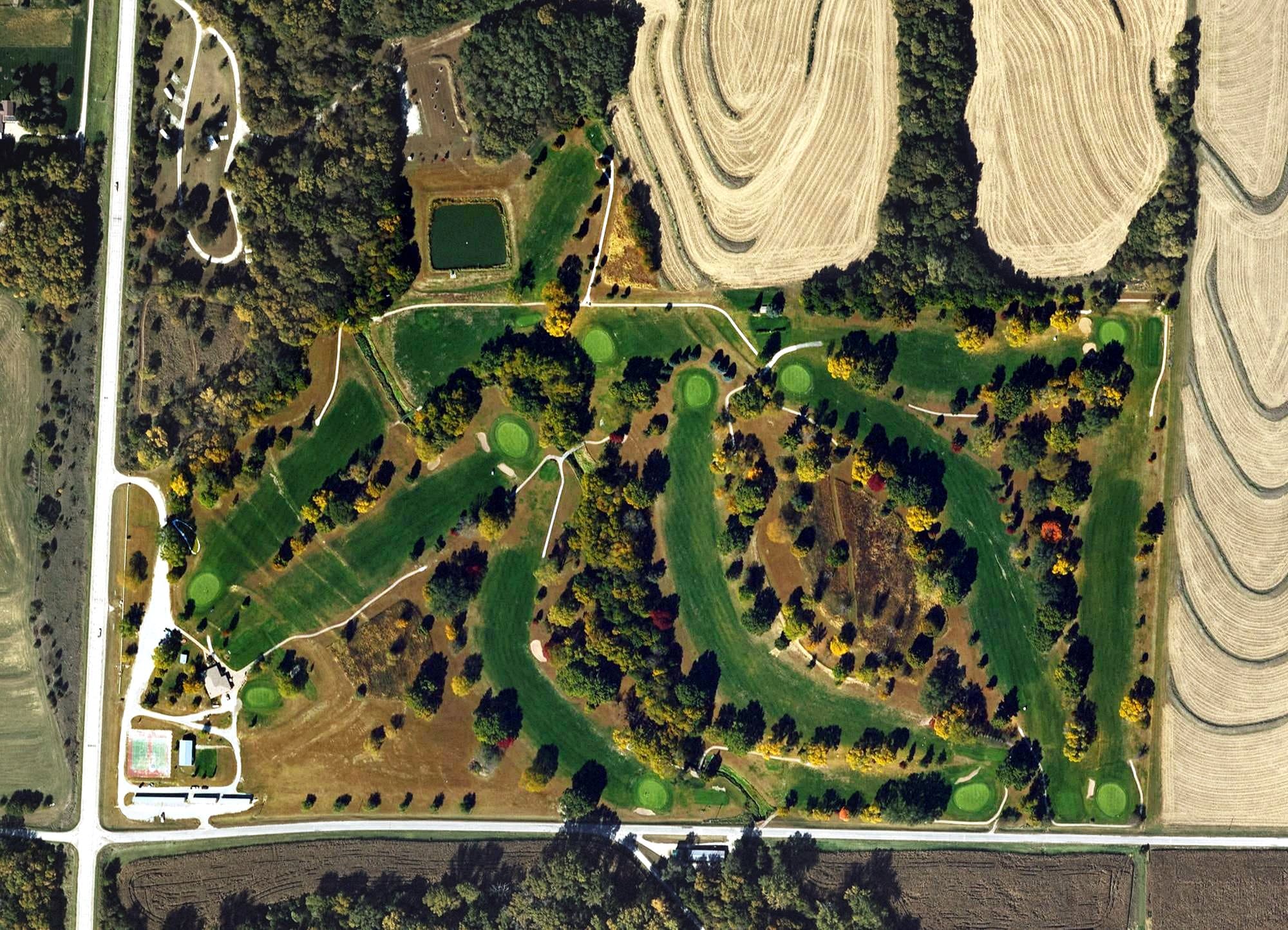 Aerial view of Fremont County Golf Course, IA, with its hole routing marked