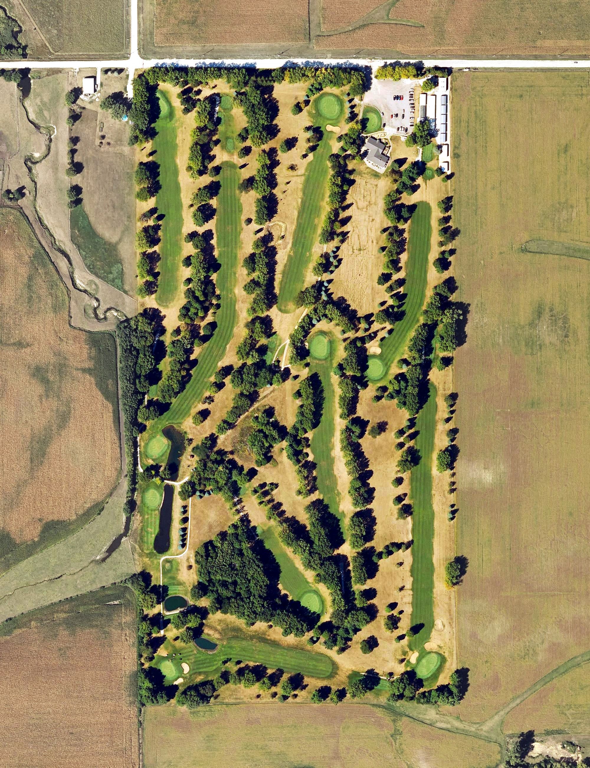 Aerial view of Jesup Golf & Country Club, IA, with its hole routing marked