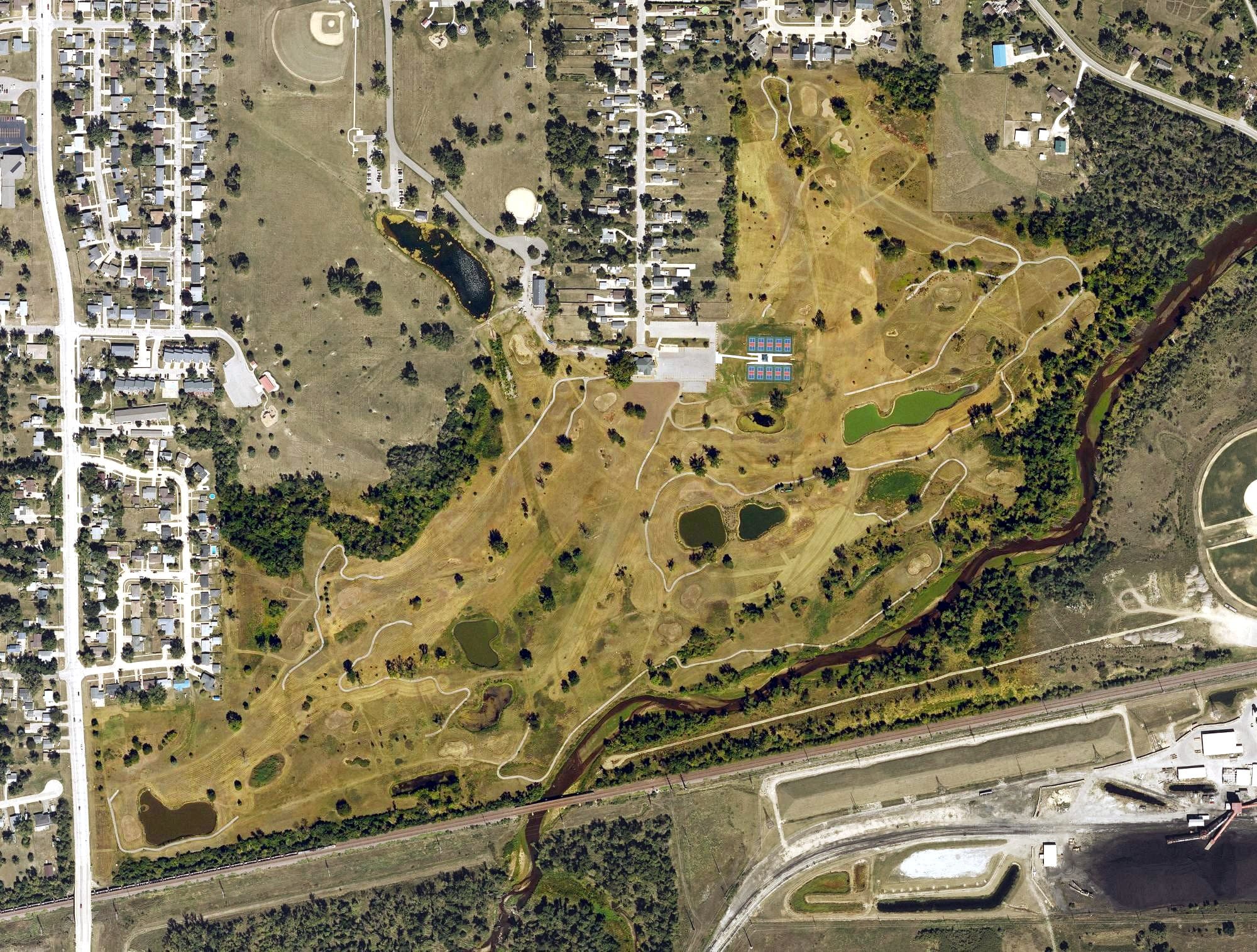 Aerial view of Jones Golf Course, IA, with its hole routing marked