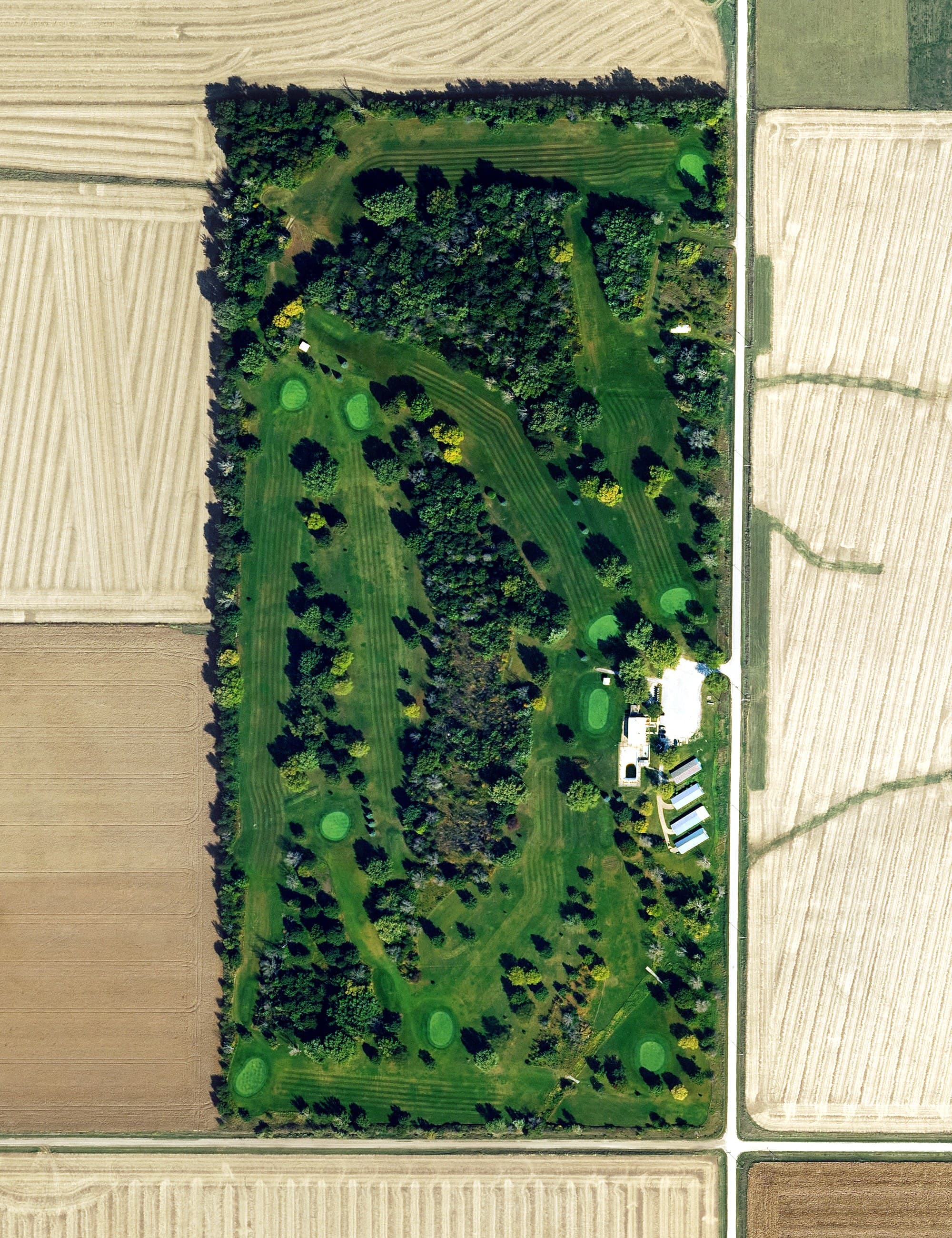 Aerial view of Nishna Valley Golf Course, IA, with its hole routing marked