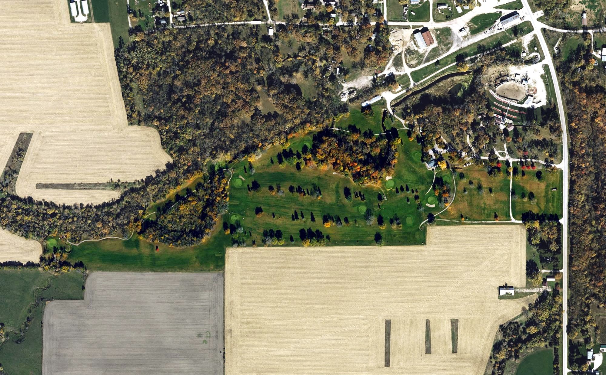 Aerial view of Oak Park Golf & Recreation, IA, with its hole routing marked
