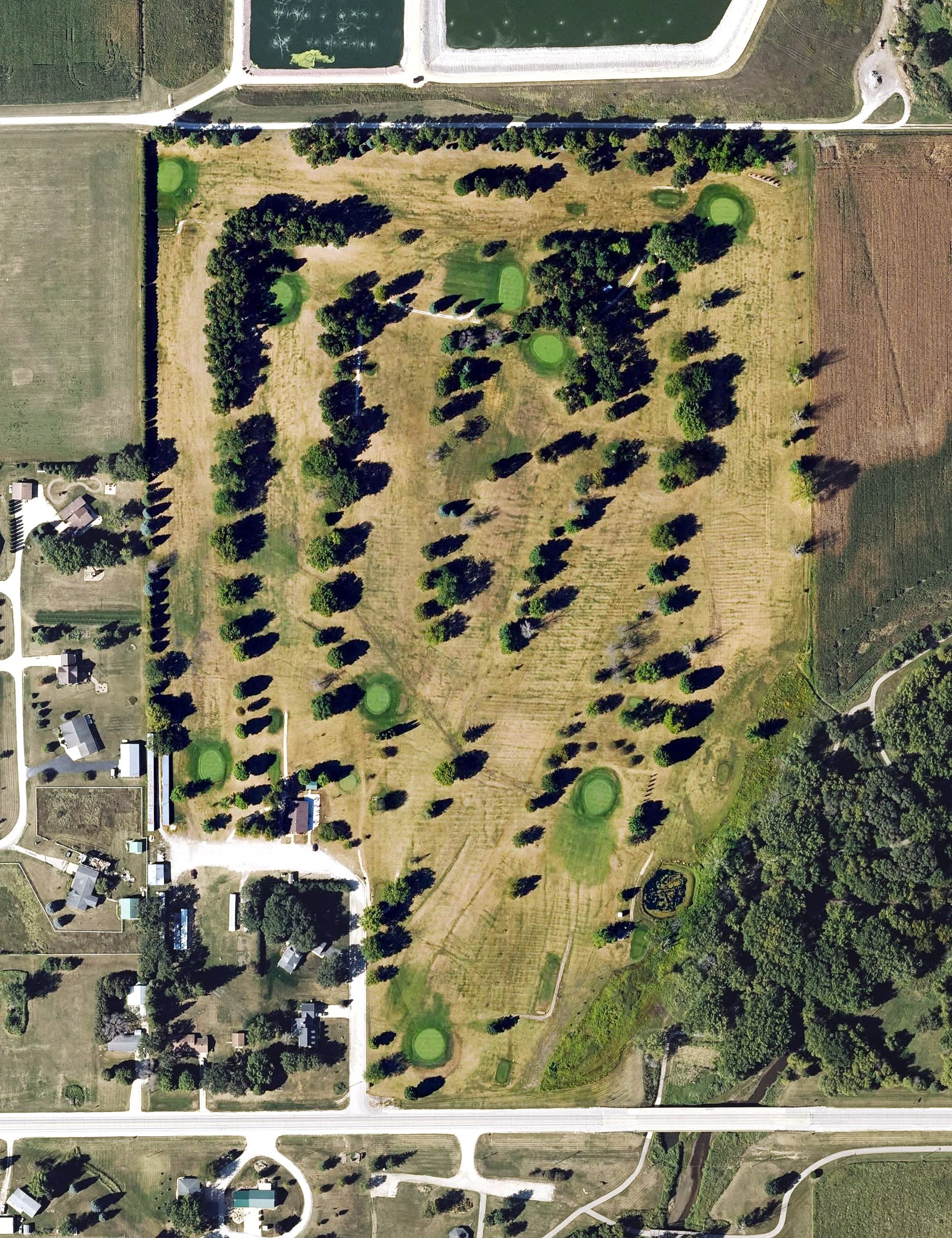 Aerial view of Plum Creek Golf Course, IA, with its hole routing marked