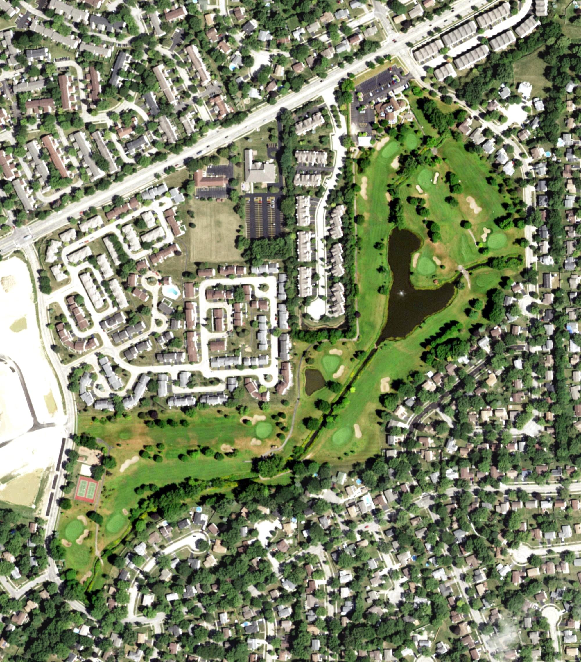 Aerial view of Boughton Ridge Golf Course, IL, with its hole routing marked