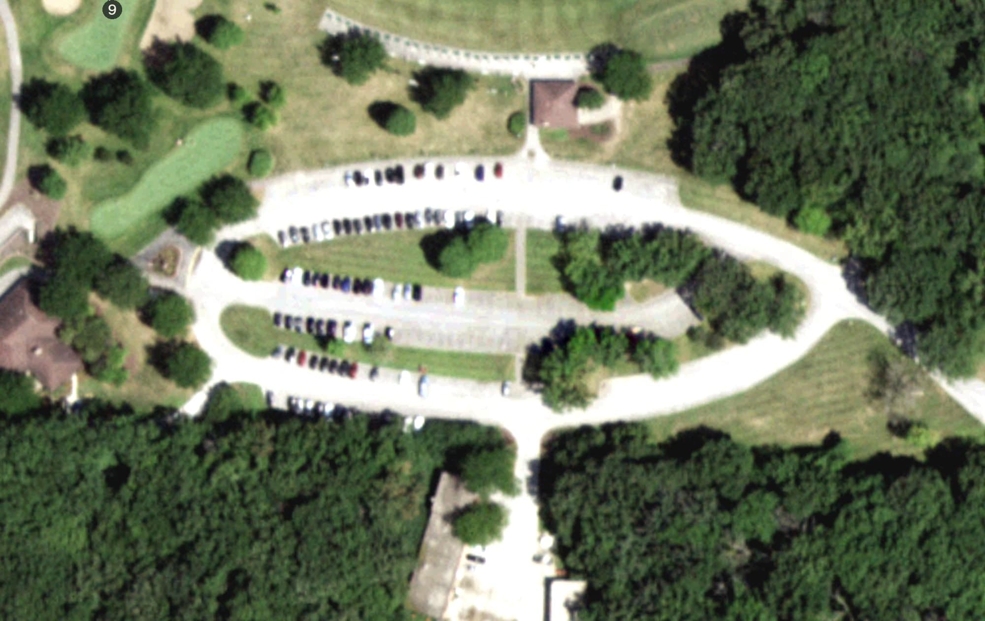 Aerial view of George W. Dunne National Driving Range, IL, with its hole routing marked