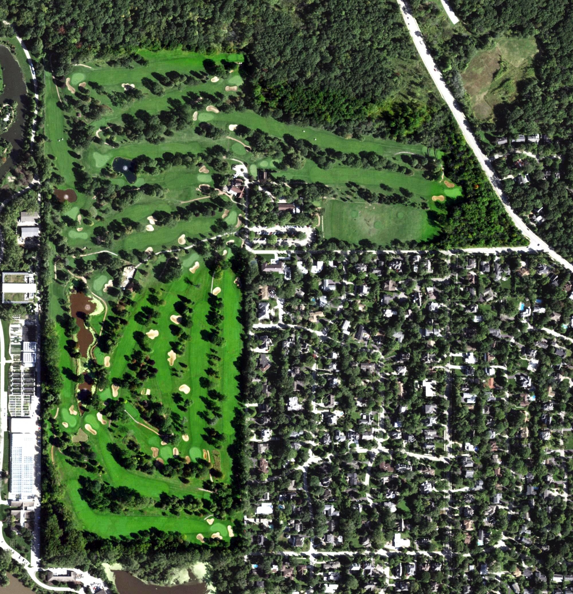 Aerial view of Glencoe Golf Club, IL, with its hole routing marked