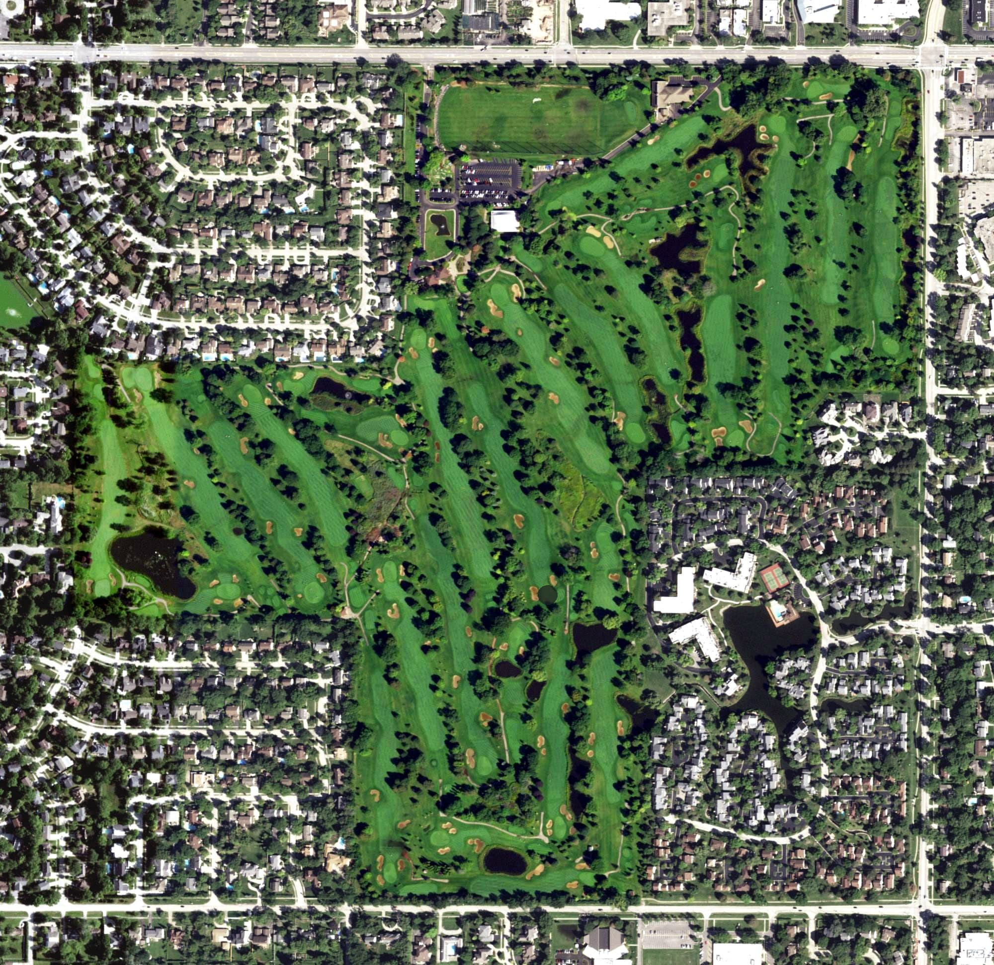Aerial view of Heritage Oaks Golf Club, IL, with its hole routing marked