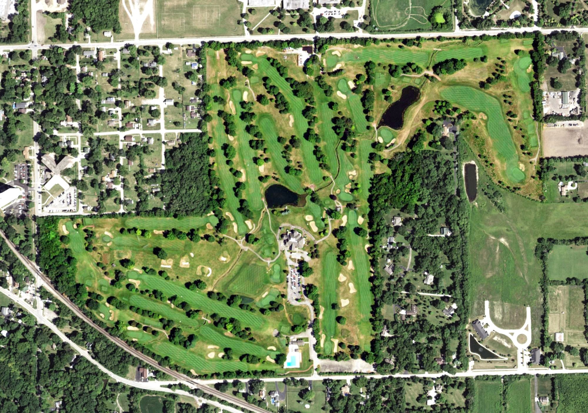 Aerial view of Joliet Country Club (closed), IL, with its hole routing marked