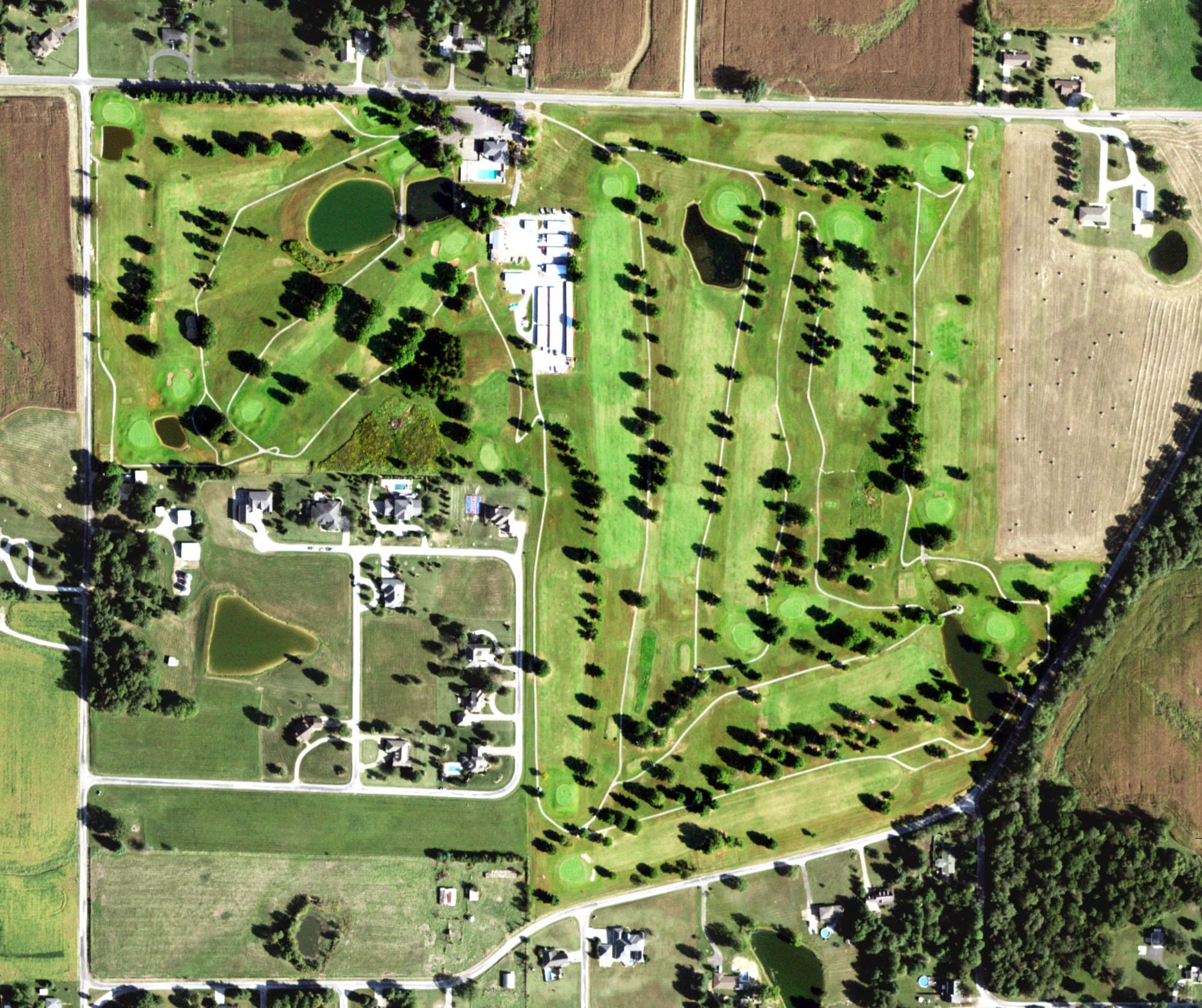 Aerial view of Metropolis Country Club, IL, with its hole routing marked