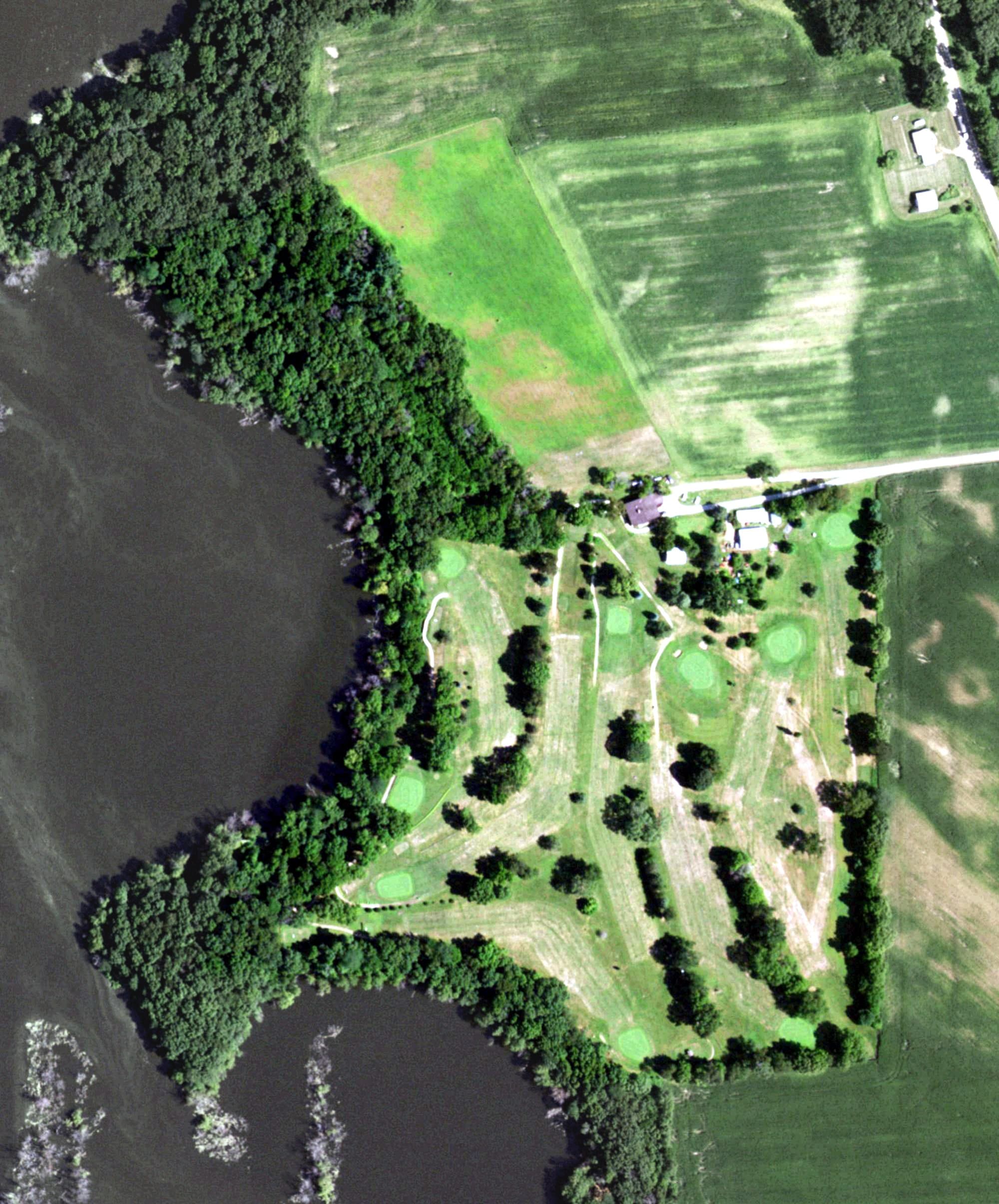 Aerial view of Palisades Golf Course, IL, with its hole routing marked