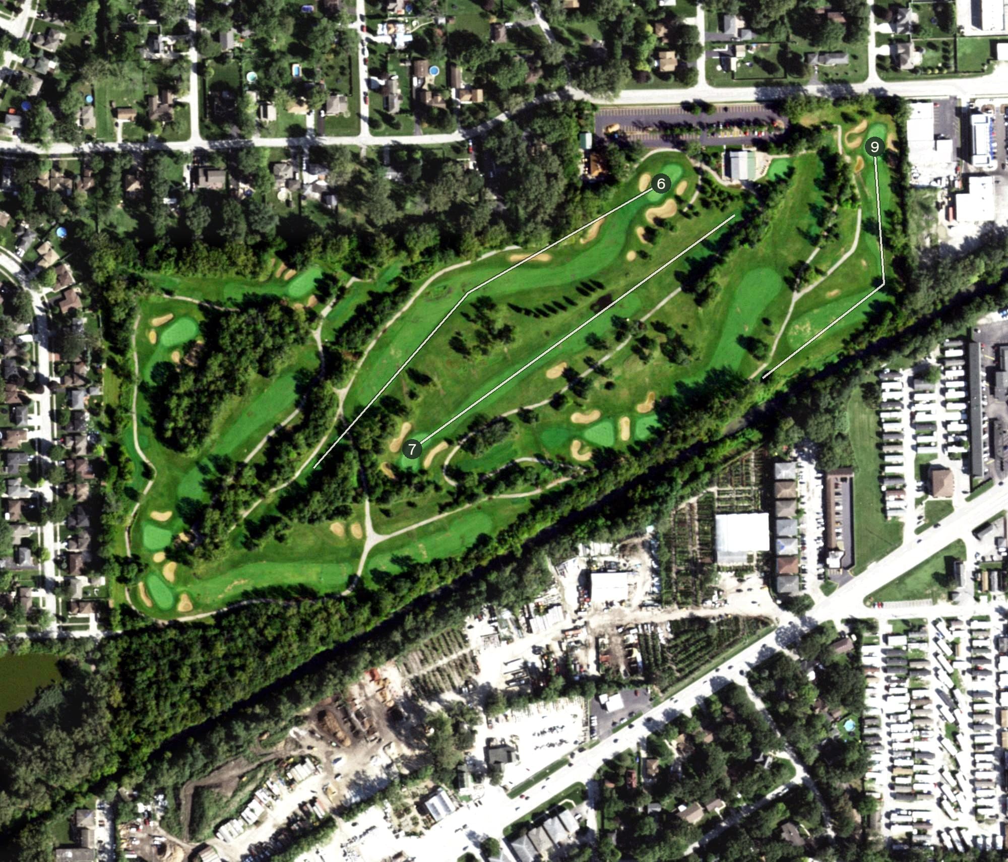 Aerial view of Palos Hills Golf Club, IL, with its hole routing marked