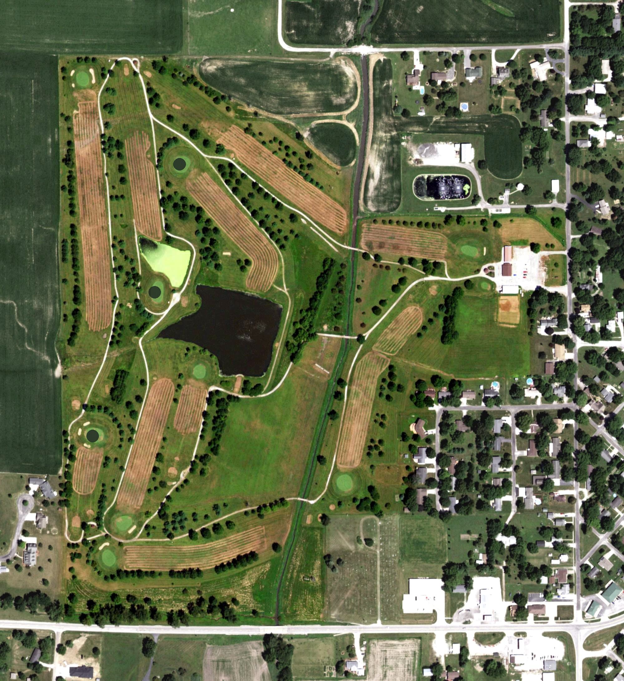 Aerial view of Raymond Shoal Creek Golf Course, IL, with its hole routing marked