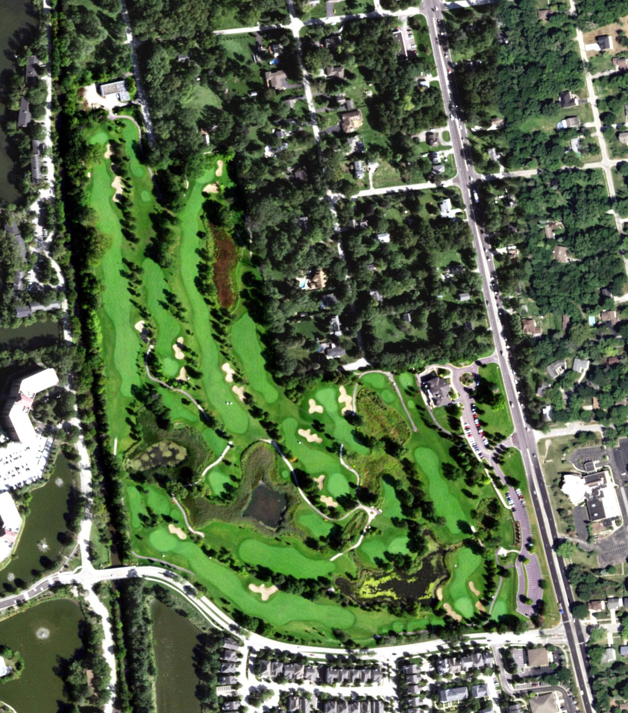 Aerial view of River Bend Golf Club, IL, with its hole routing marked