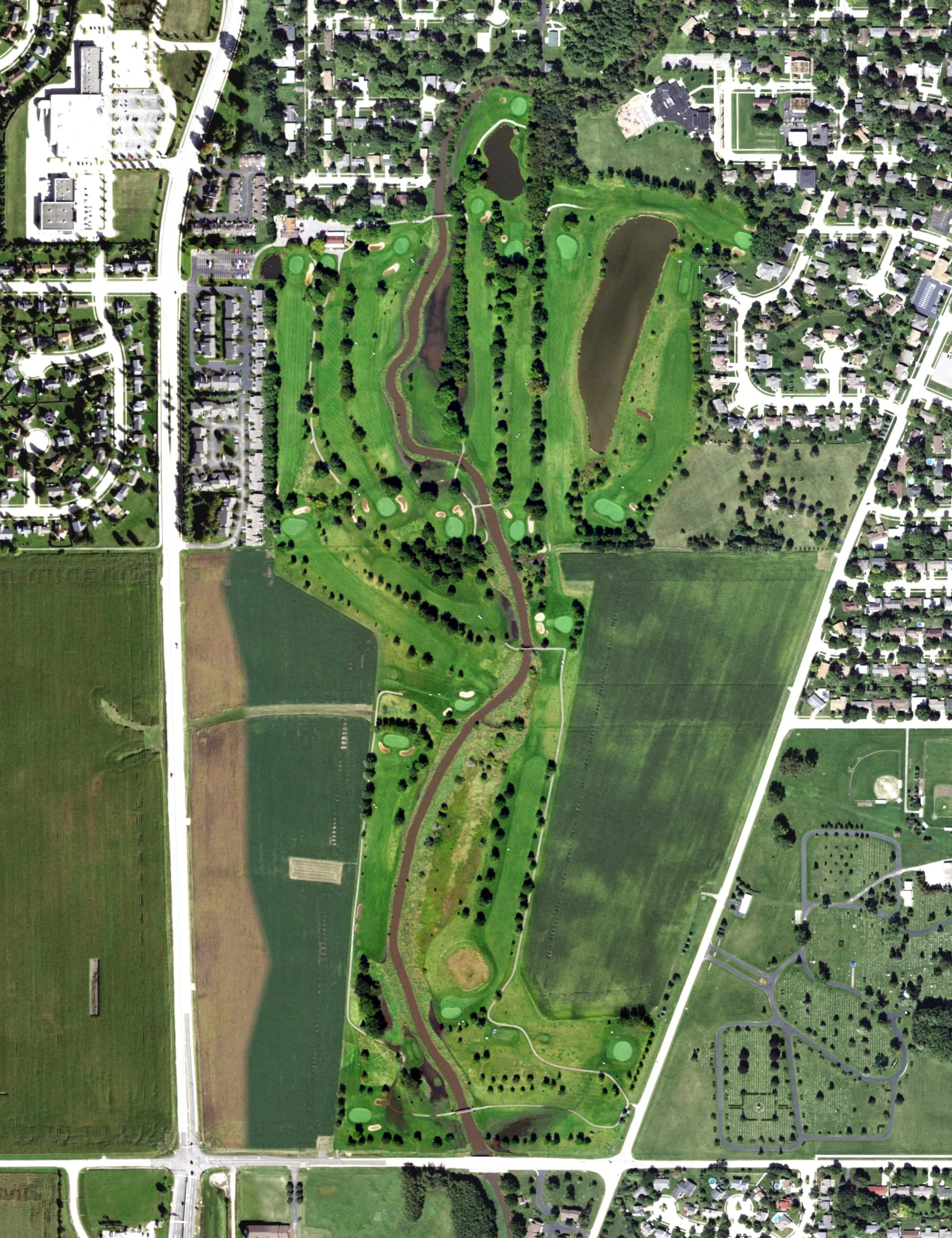 Aerial view of River Heights Golf Course, IL, with its hole routing marked