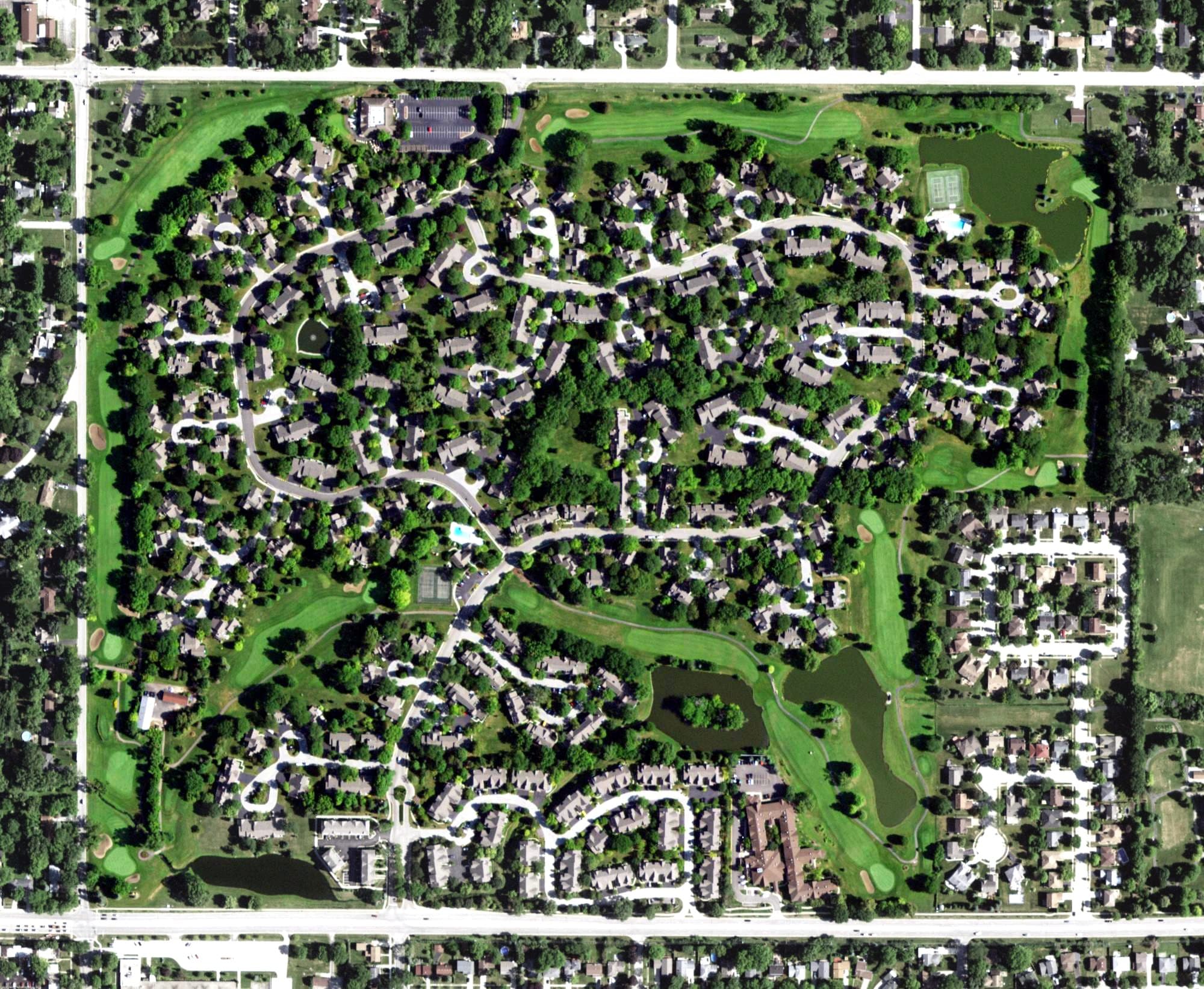 Aerial view of Rob Roy Golf Club, IL, with its hole routing marked