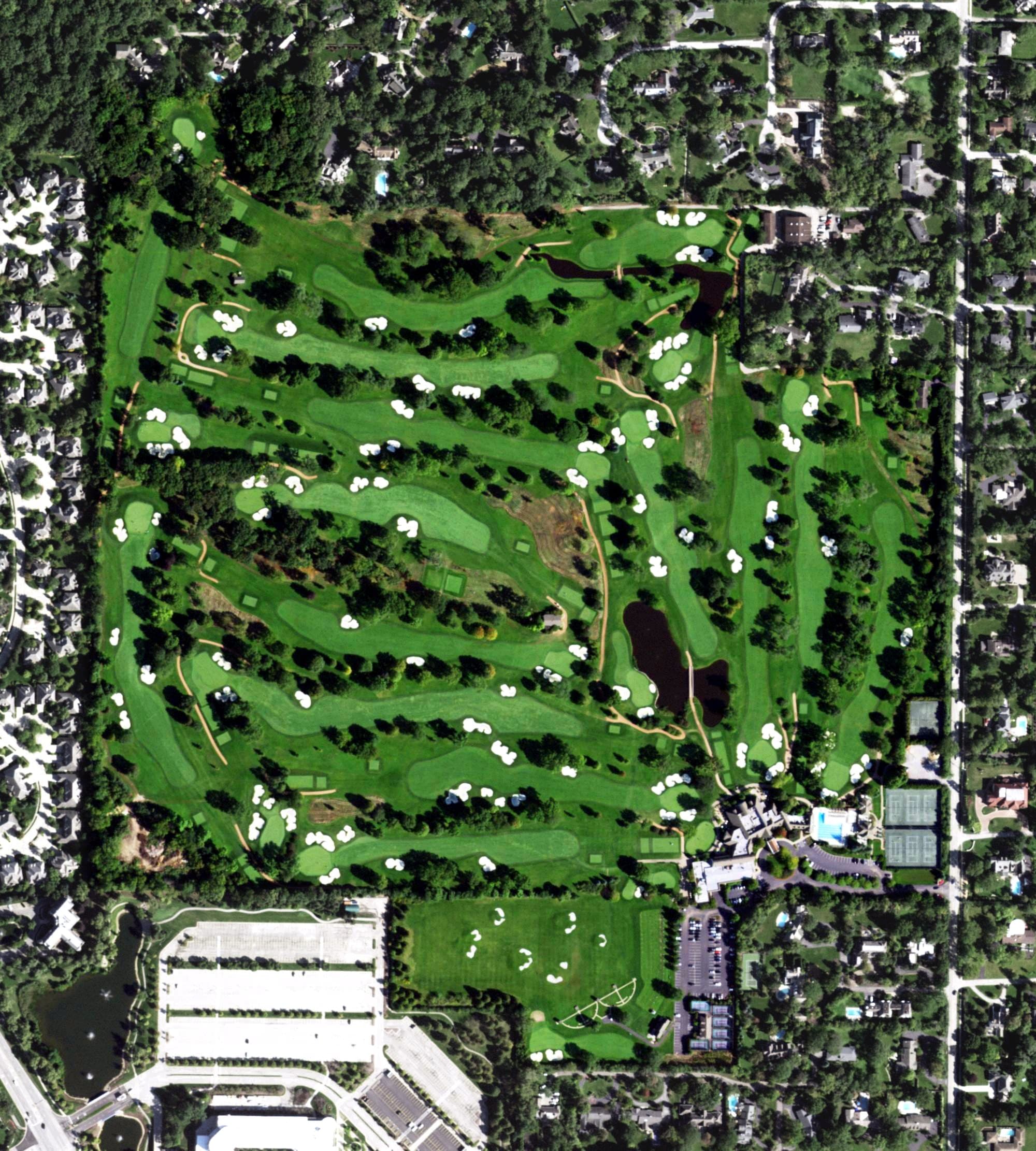 Aerial view of Sunset Ridge Country Club, IL, with its hole routing marked