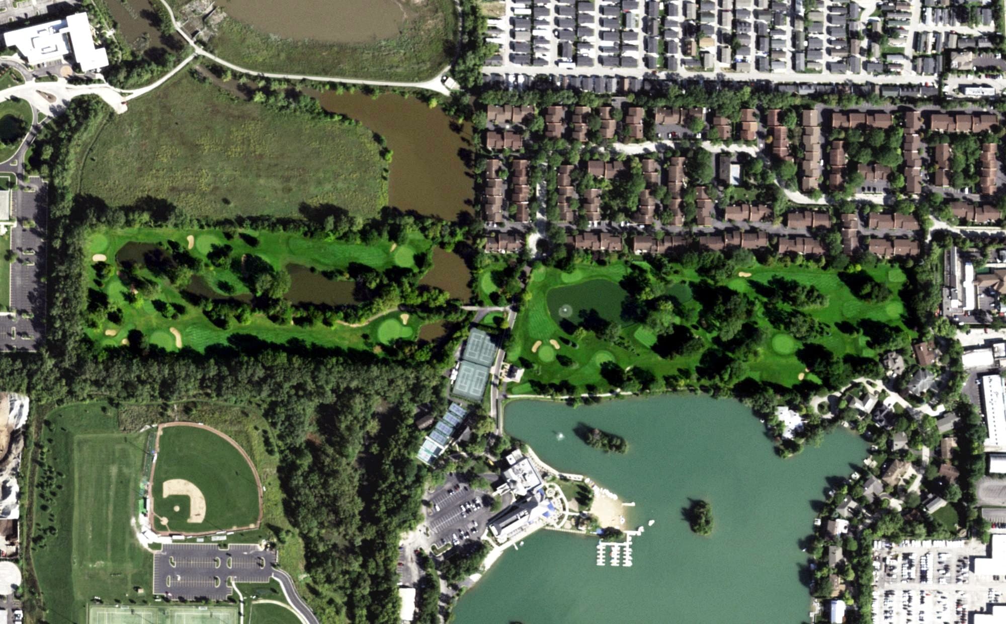 Aerial view of Valley Lo Club, IL, with its hole routing marked
