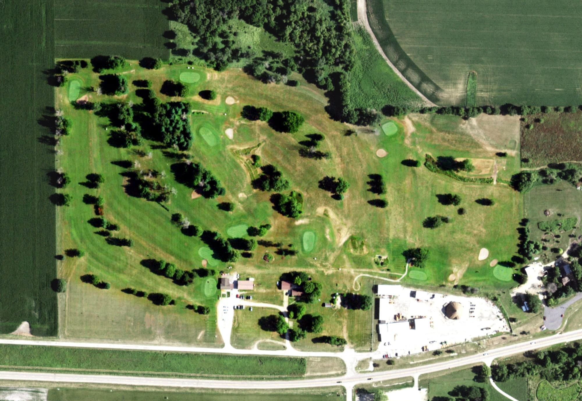 Aerial view of Wayton Hill's Golf Course, IL, with its hole routing marked
