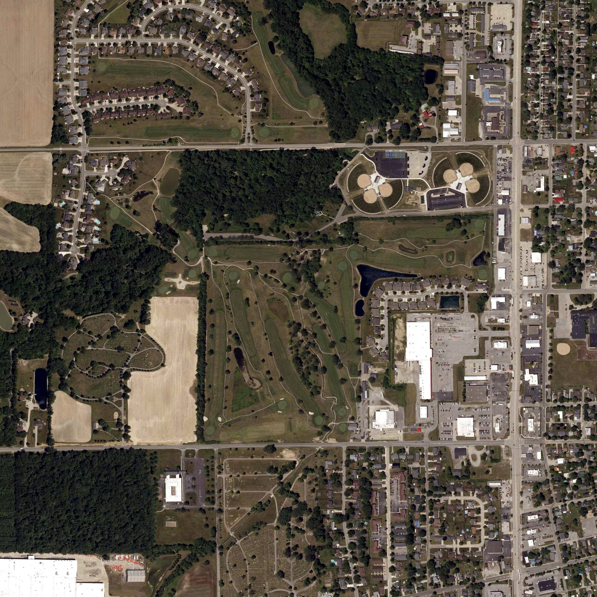 Aerial view of Cross Creek Golf Club, IN, with its hole routing marked