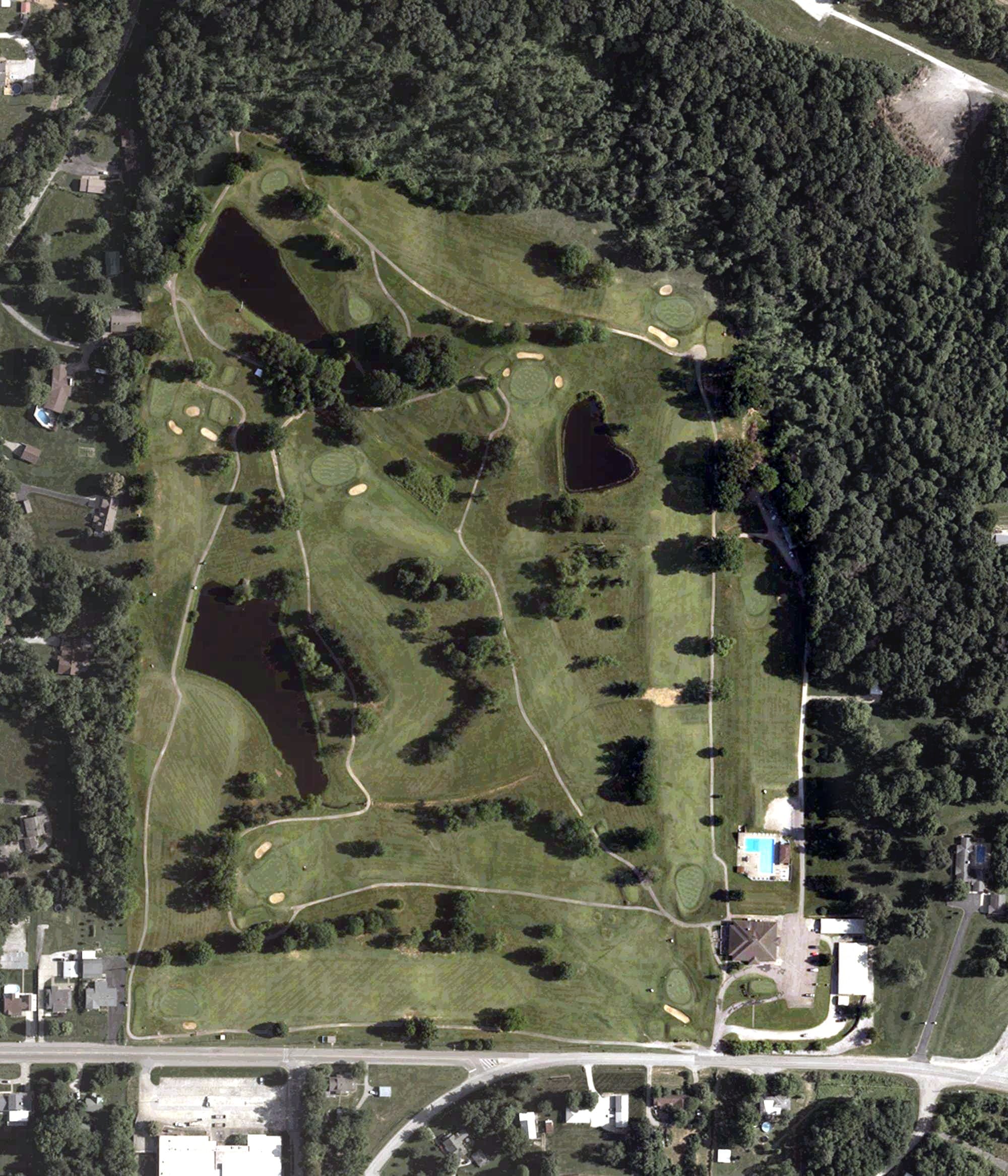 Aerial view of Hoosier Heights Country Club, IN, with its hole routing marked