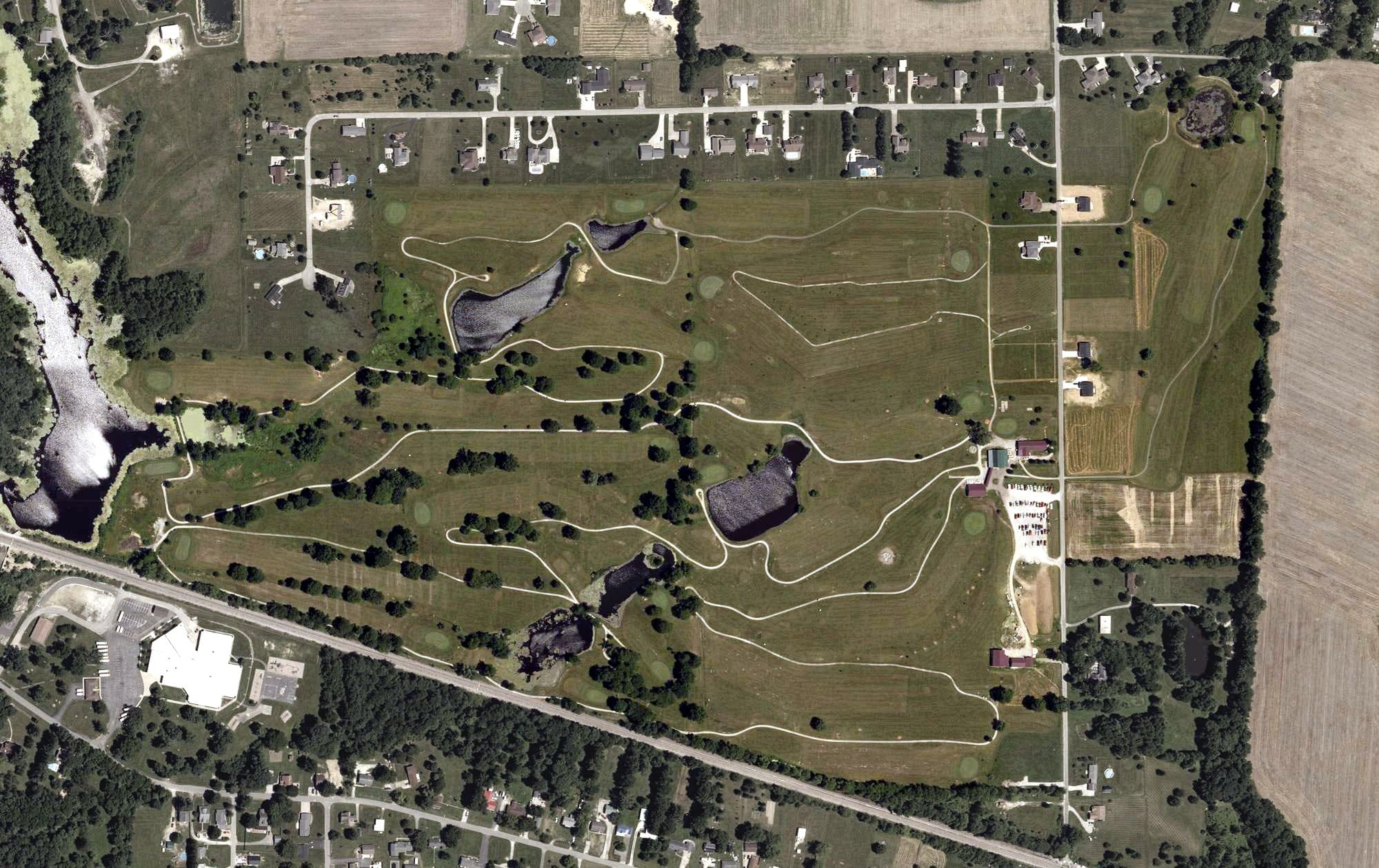 Aerial view of Hoosier Links Golf Club, IN, with its hole routing marked